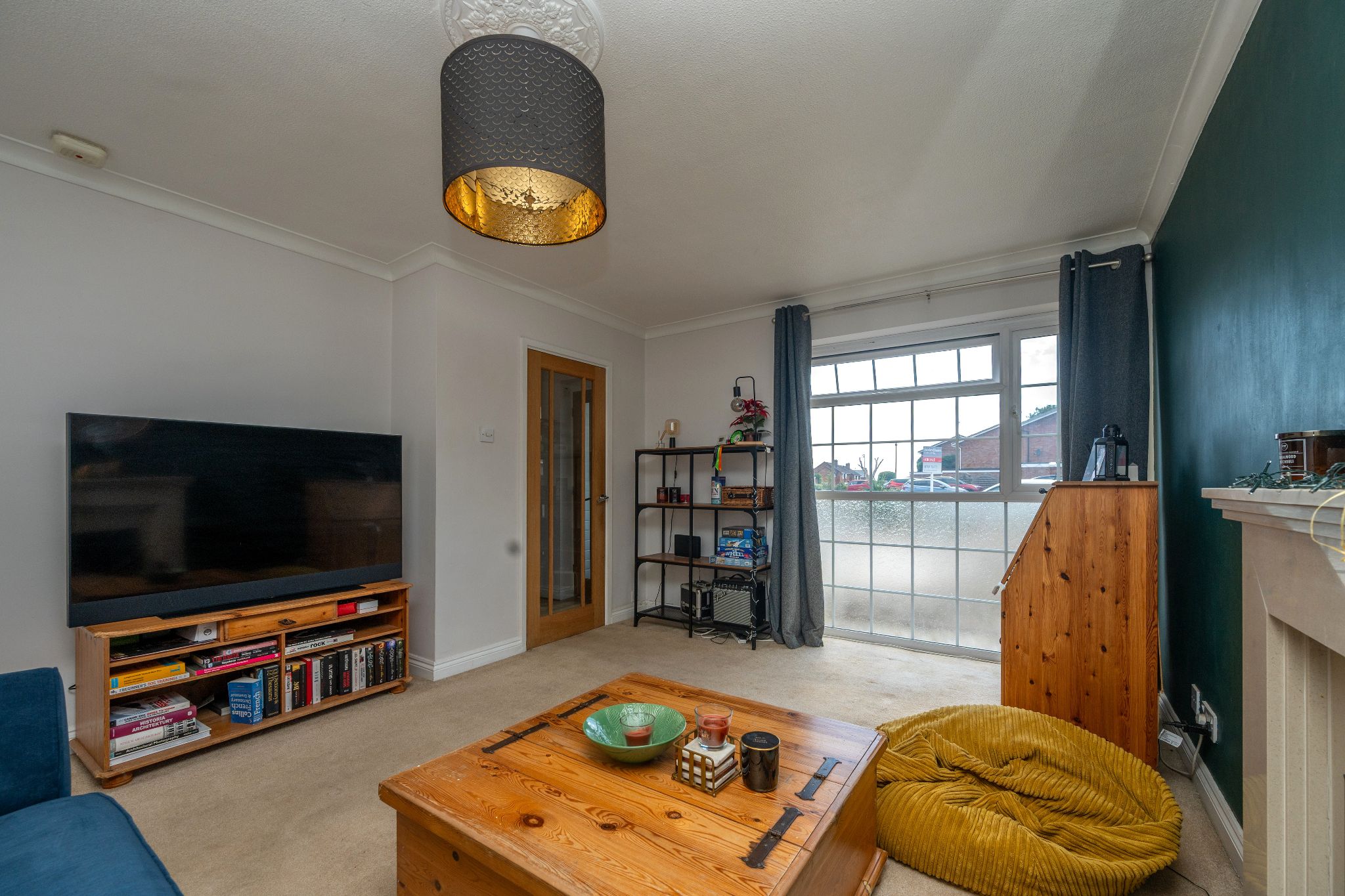 3 bedroom semi-detached house For Sale in Bidford-on-avon, Alcester - Property photograph