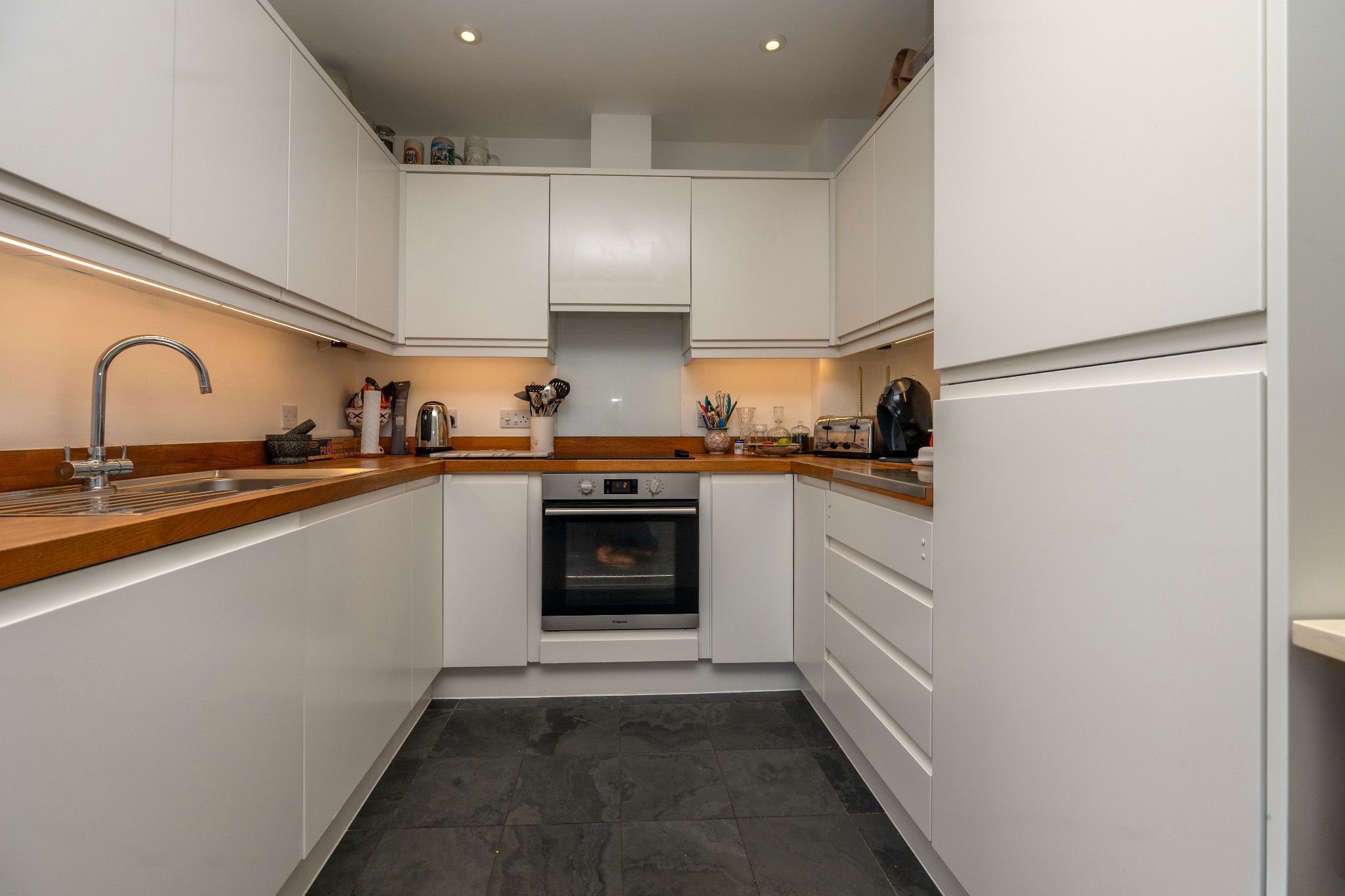  - Photograph 9