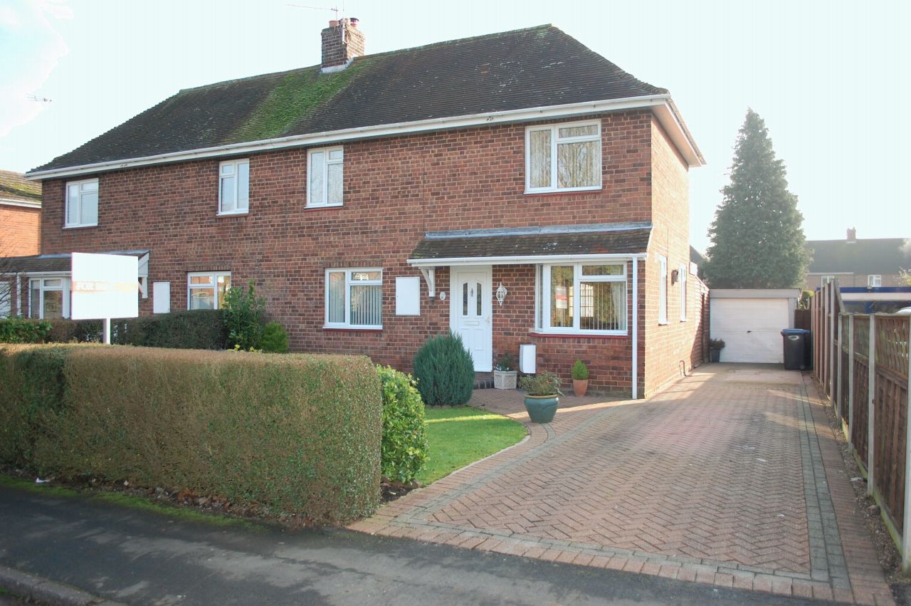 3 bedroom house Sold Alcester - 0