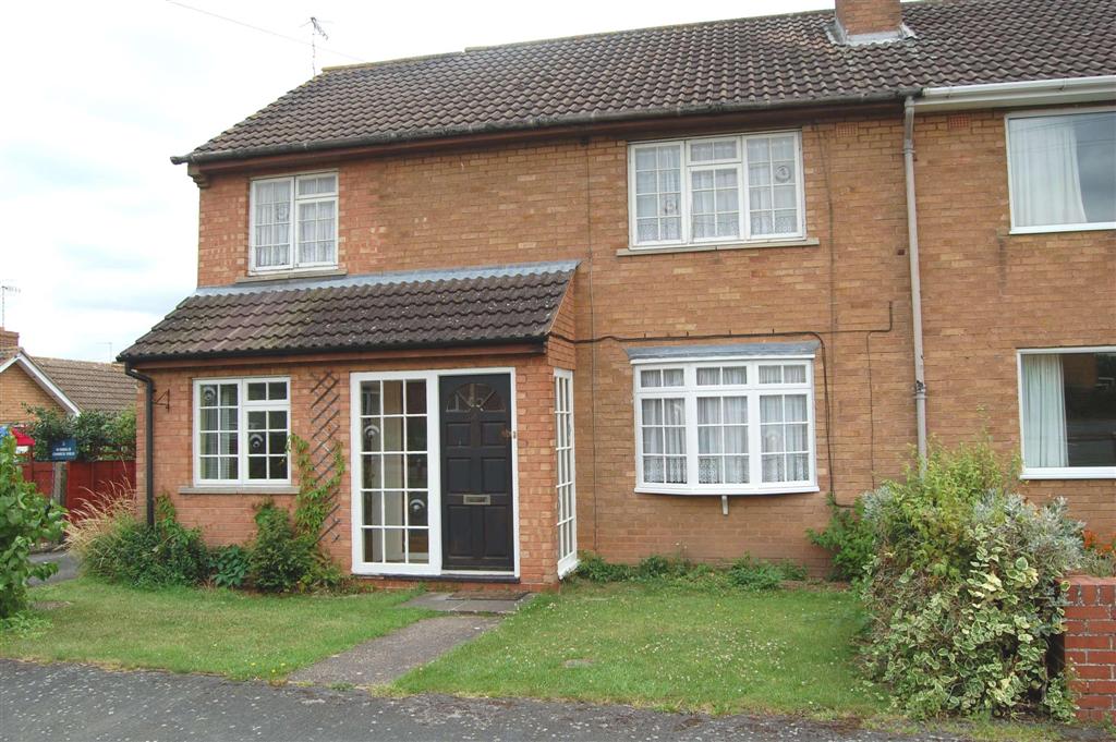 4 bedroom barn conversion house Let in Salford Priors, Evesham - Photograph 1