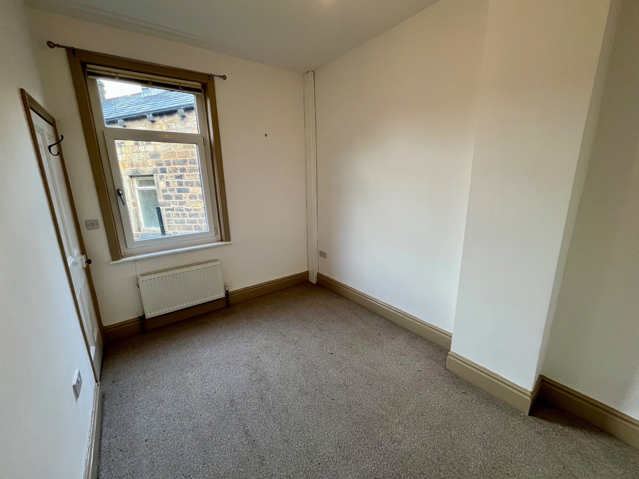 3 bedroom mid terraced house Reserved in Todmorden - Photograph 9.
