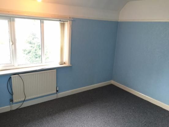 3 bedroom mid terraced house Let in Manchester - Photograph 8.