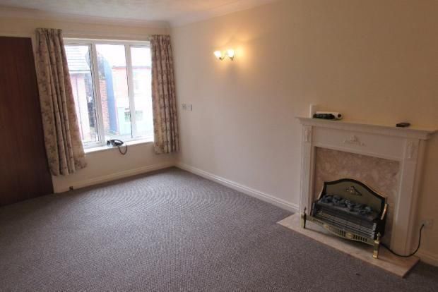 1 bedroom apartment flat/apartment Let in Manchester - Photograph 2.