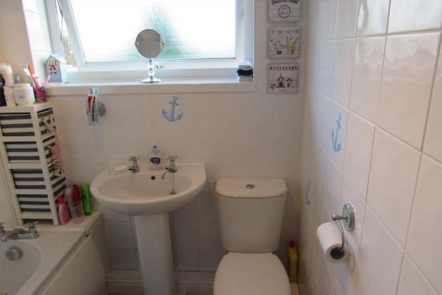 2 bedroom apartment flat/apartment Let in Manchester - Photograph 7.