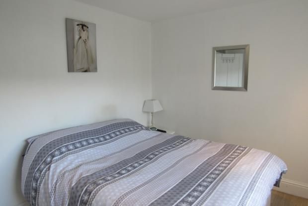 2 bedroom apartment flat/apartment Let in Manchester - Photograph 5.