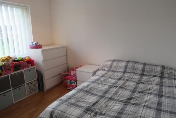 2 bedroom apartment flat/apartment Let in Manchester - Photograph 6.