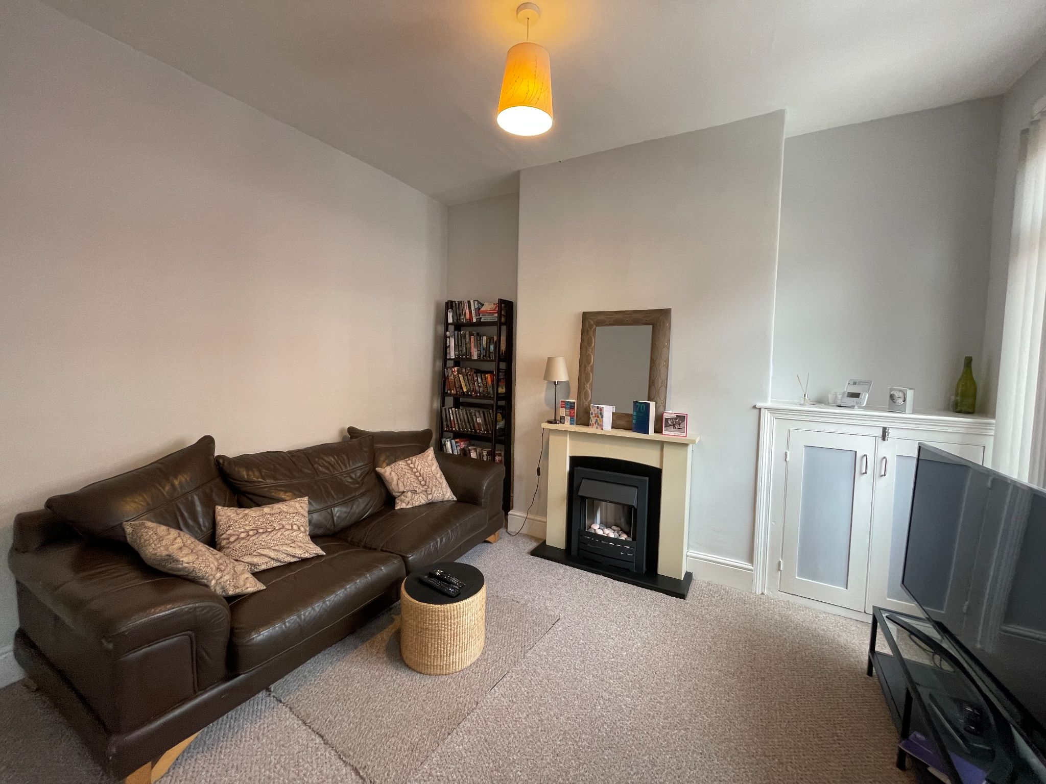 2 bedroom mid terraced house SSTC in Manchester - Photograph 4.