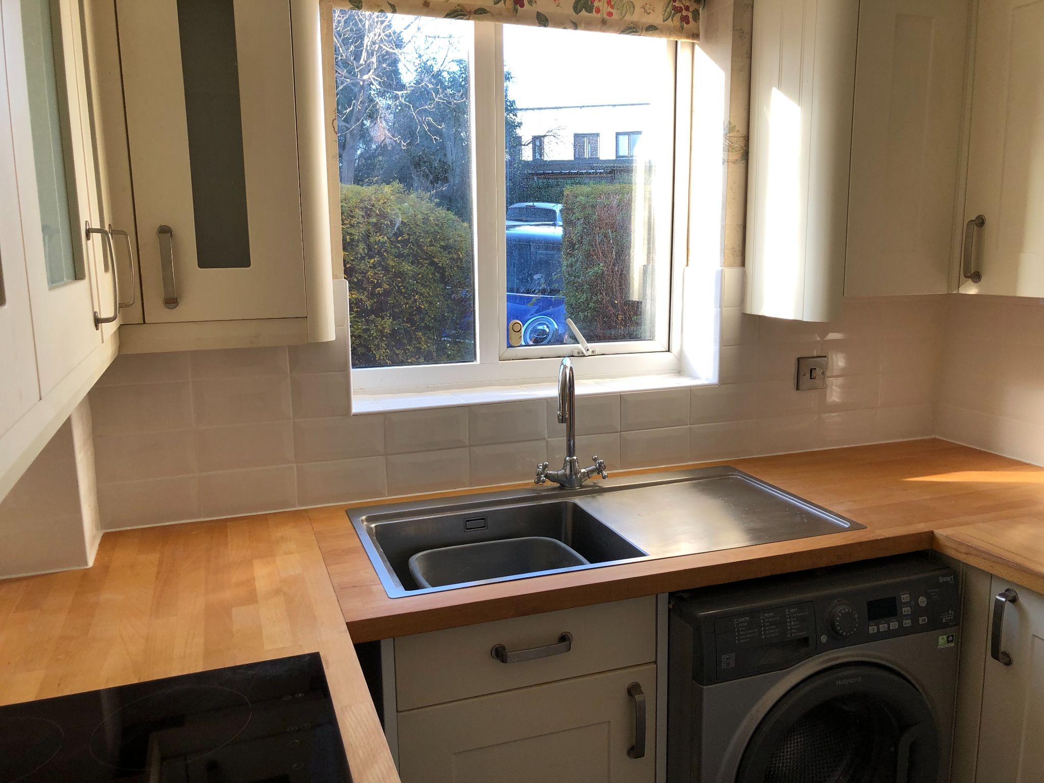 2 bedroom flat flat/apartment For Sale in Manchester - Photograph 8.