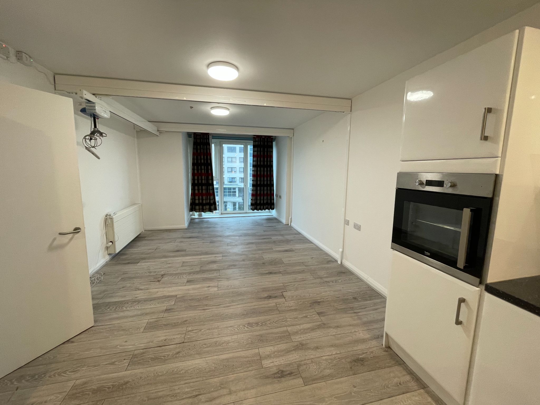 2 bedroom apartment flat/apartment For Sale in Manchester - Photograph 3.