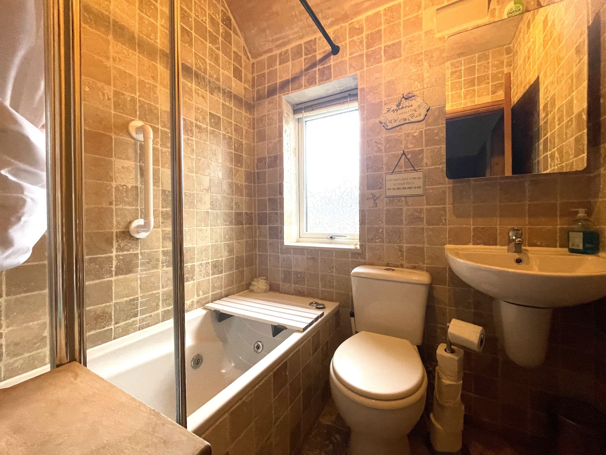 3 bedroom mid terraced house For Sale in Manchester - Photograph 6.
