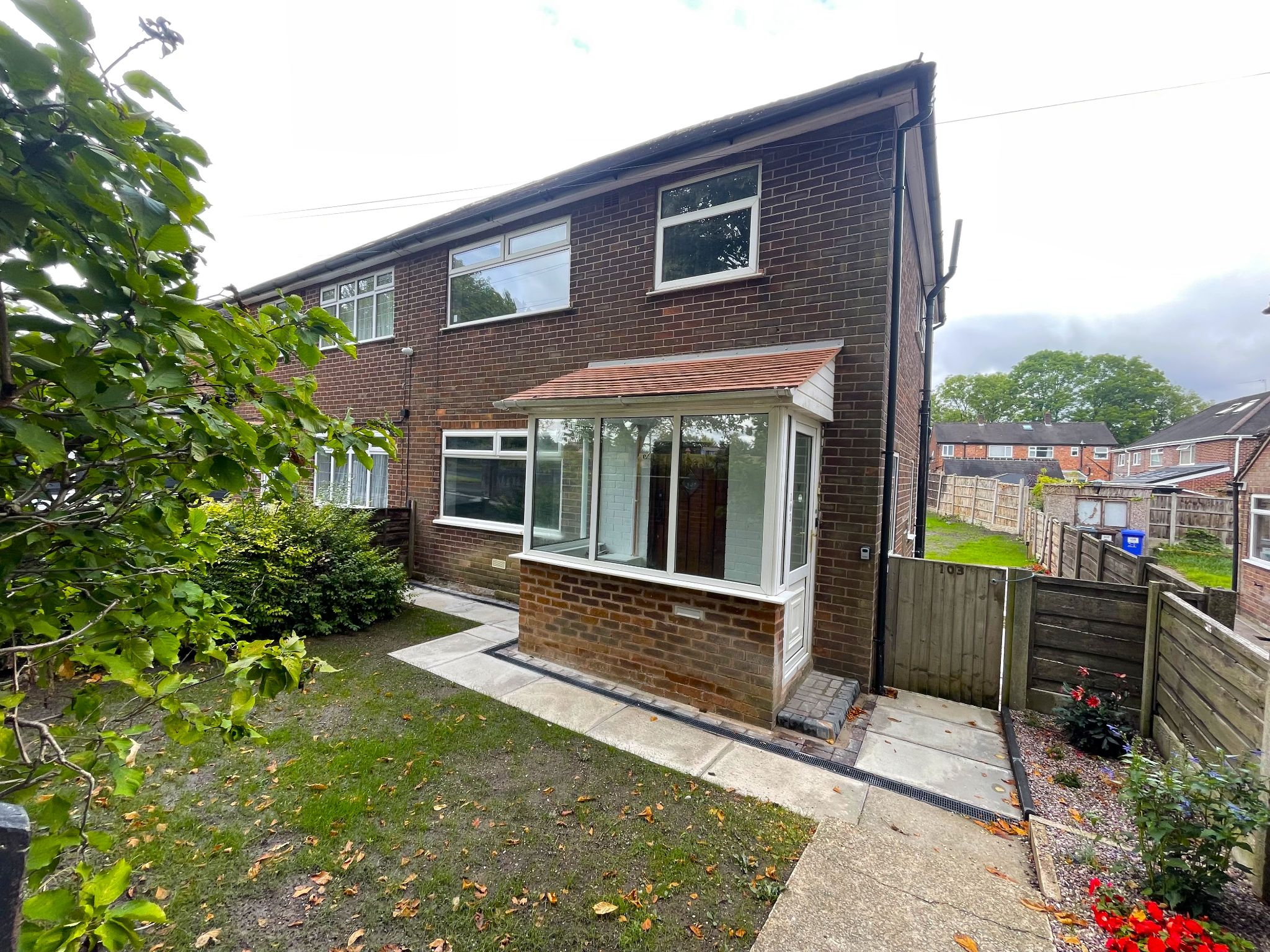 3 bedroom semi-detached house For Sale in Manchester - Property photograph.