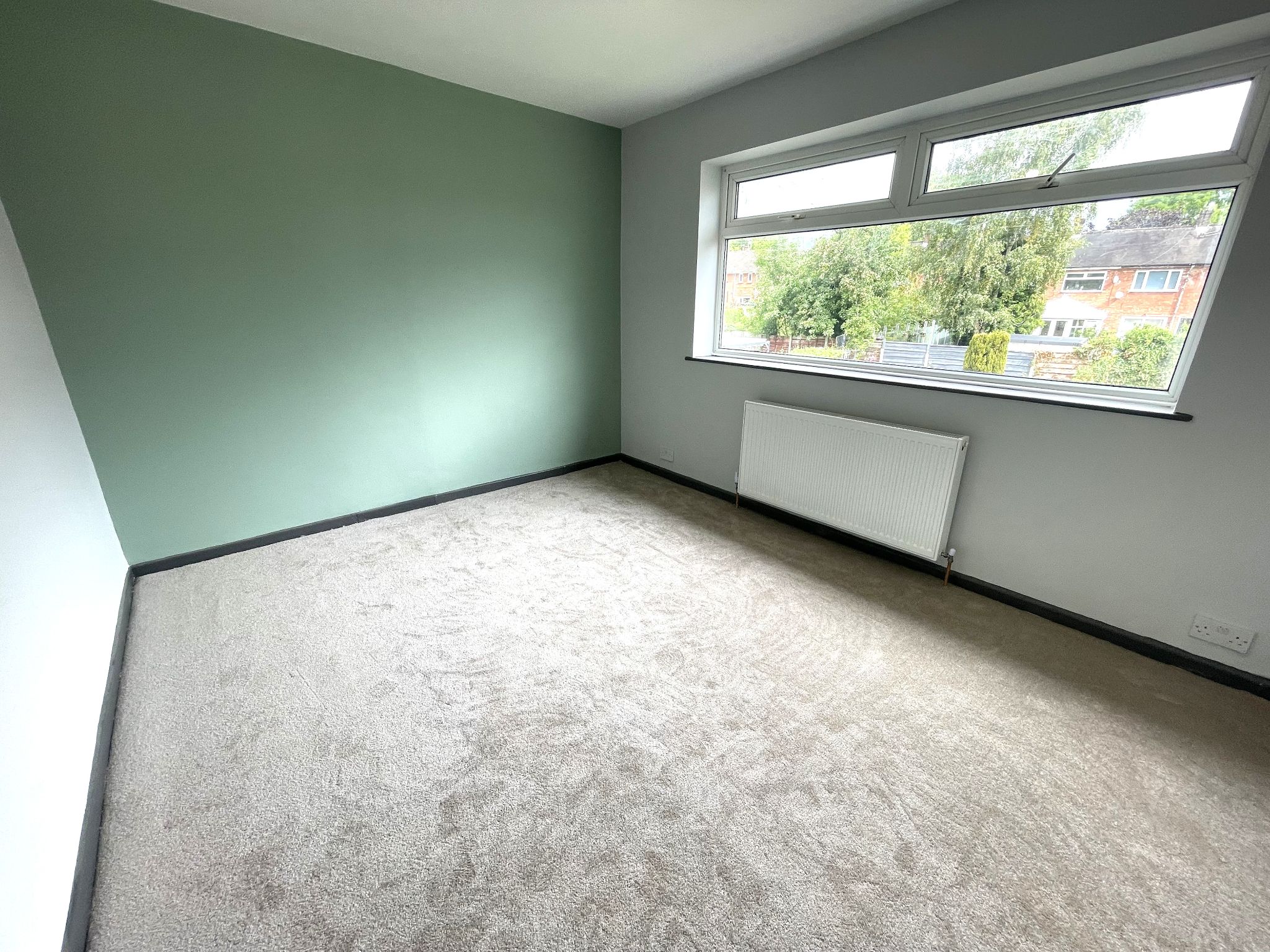 3 bedroom semi-detached house For Sale in Manchester - Photograph 15.