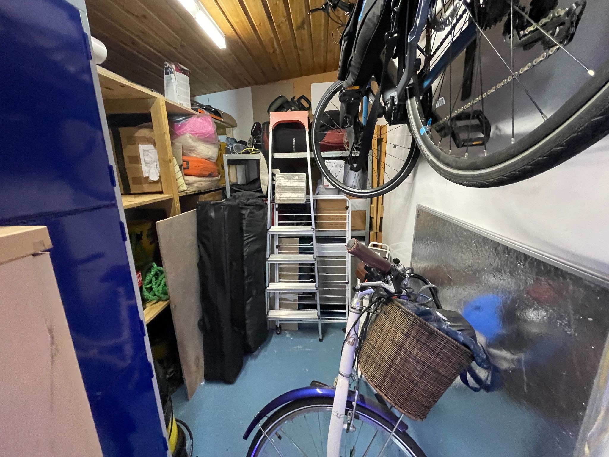 3 bedroom mid terraced house SSTC in Manchester - Photograph 23.