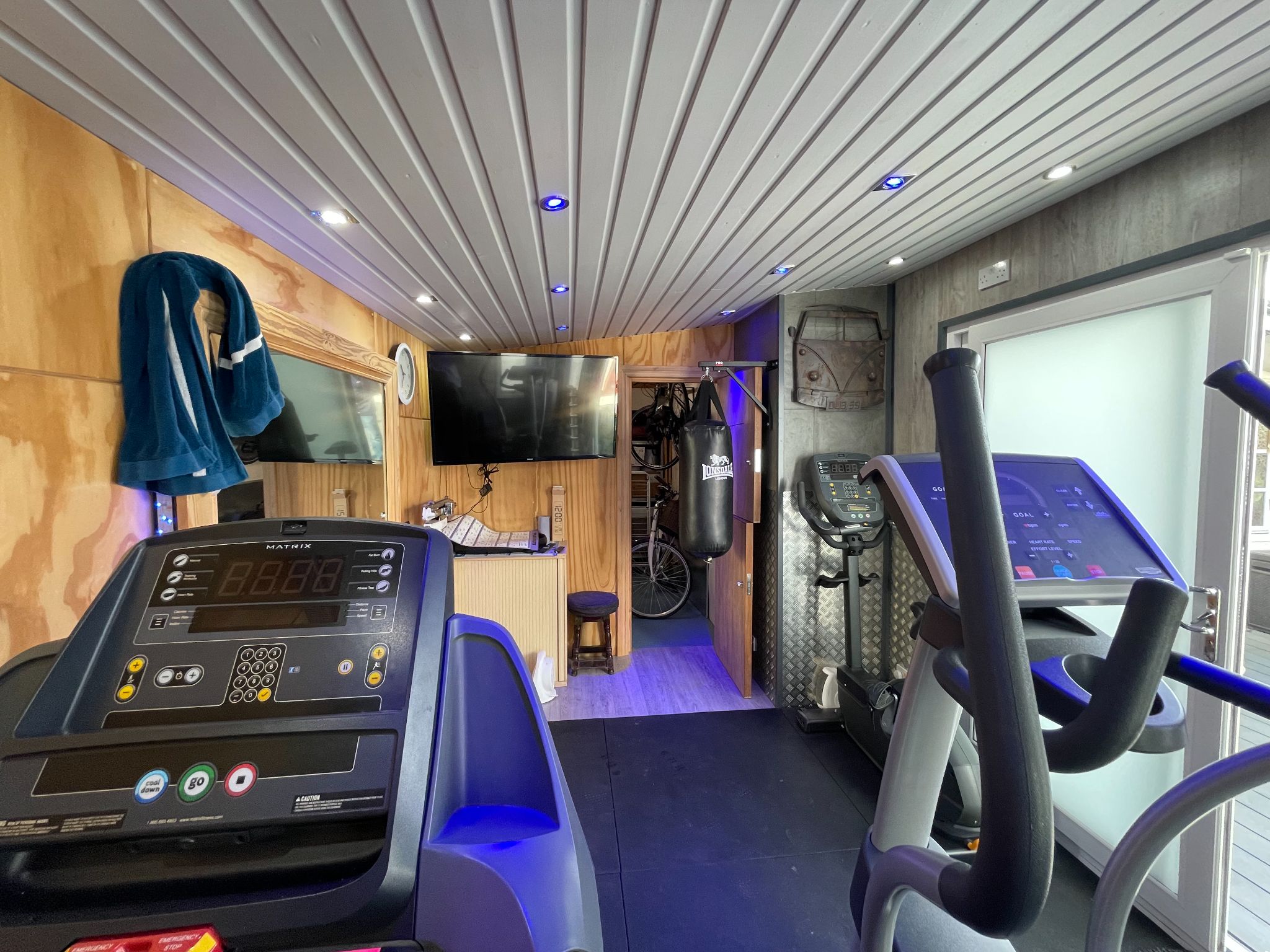 3 bedroom mid terraced house SSTC in Manchester - Photograph 22.