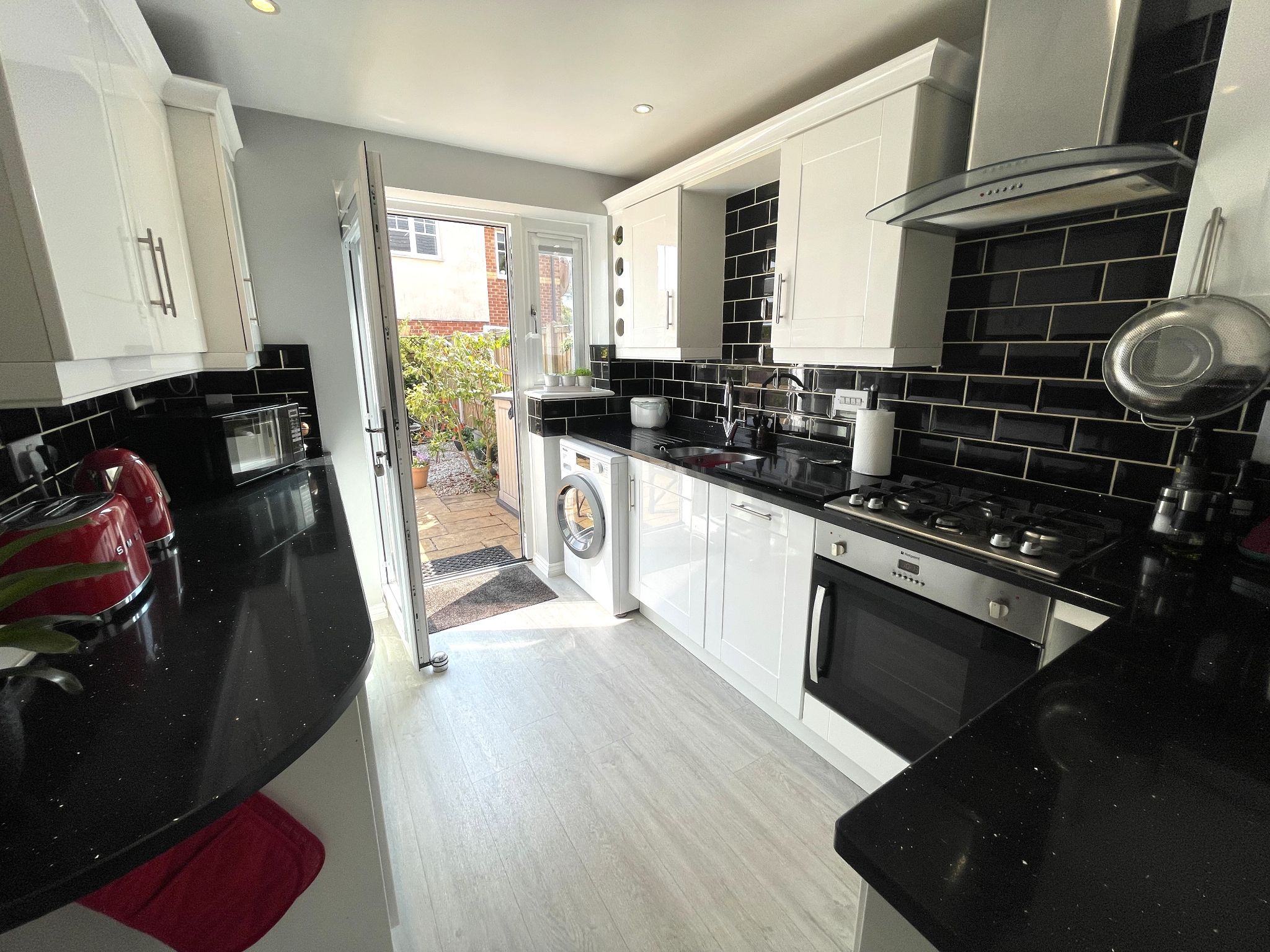 3 bedroom mews house SSTC in Manchester - Photograph 26.