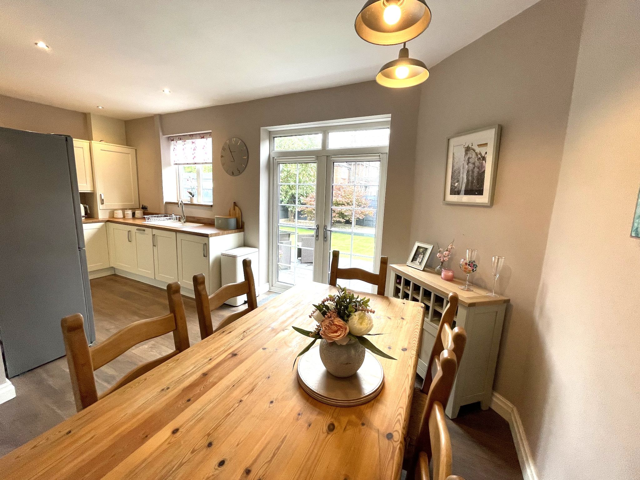 3 bedroom semi-detached house For Sale in Manchester - Photograph 4.