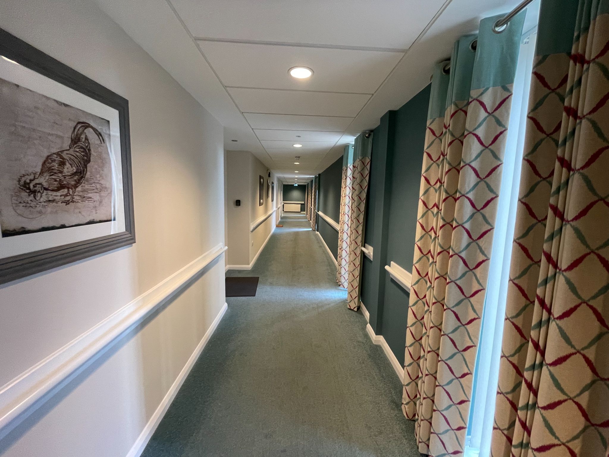 2 bedroom ground floor flat/apartment SSTC in Manchester - Photograph 13.