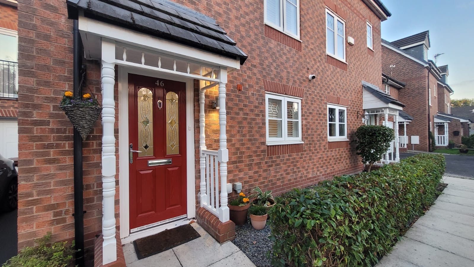 4 bedroom town house Sold in Manchester - Photograph 1.