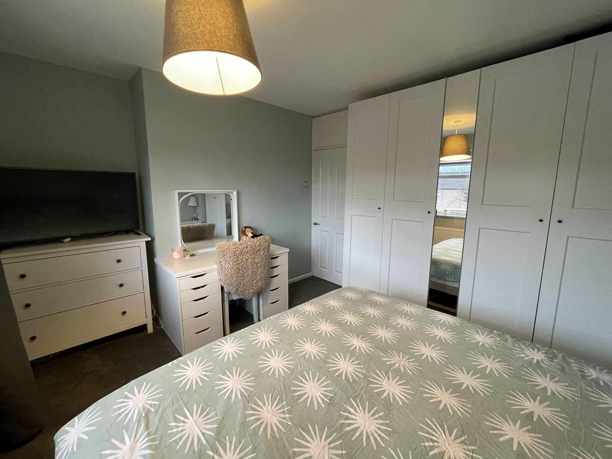 3 bedroom mid terraced house SSTC in Manchester - Photograph 15.