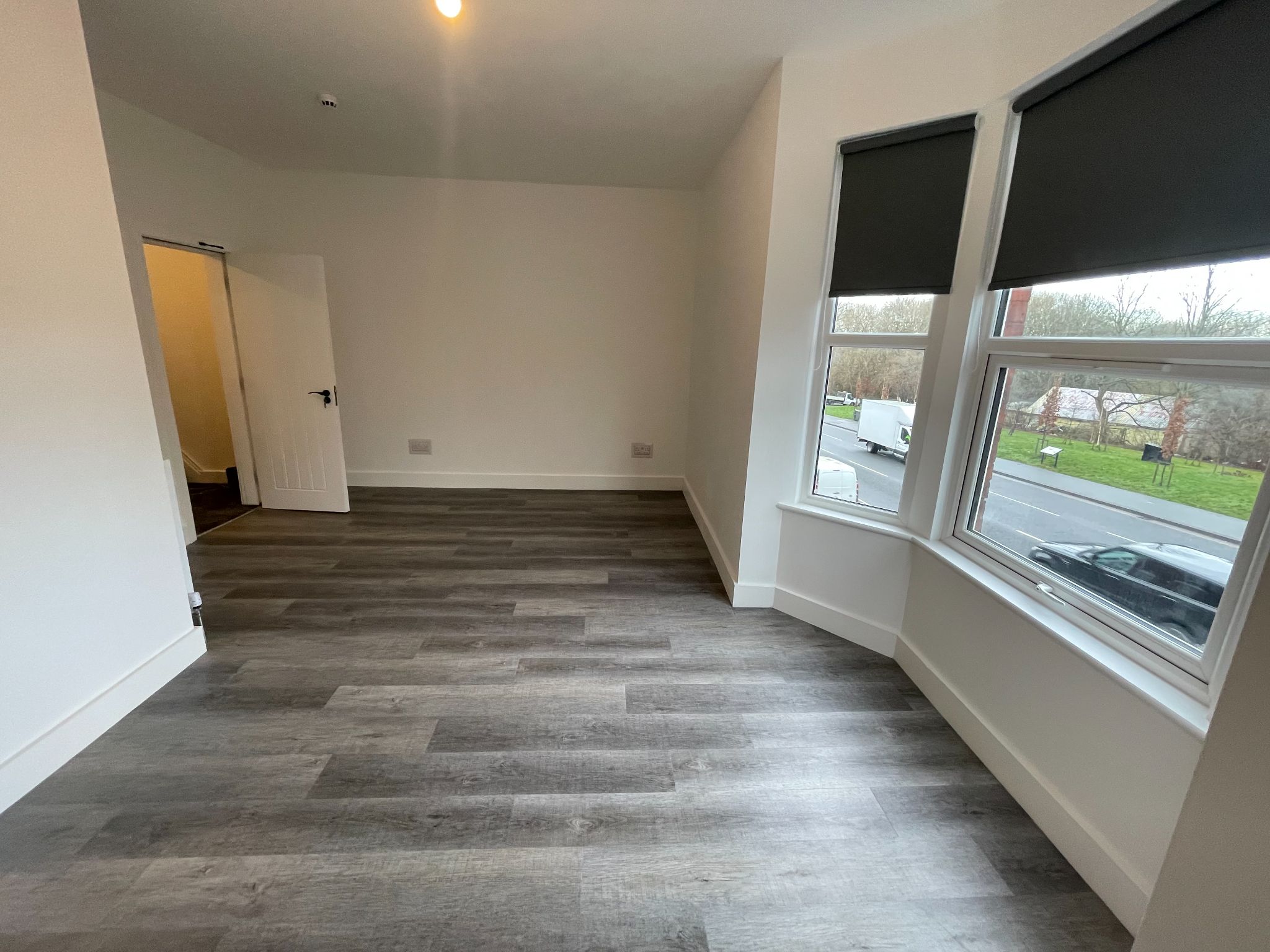 6 bedroom end terraced house For Sale in Manchester - Photograph 16.