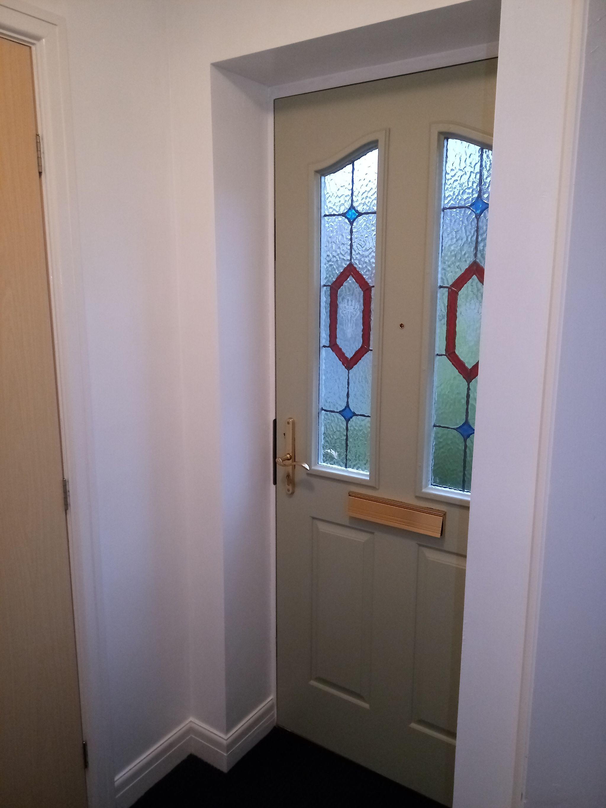 2 bedroom mews house SSTC in Manchester - Photograph 2.