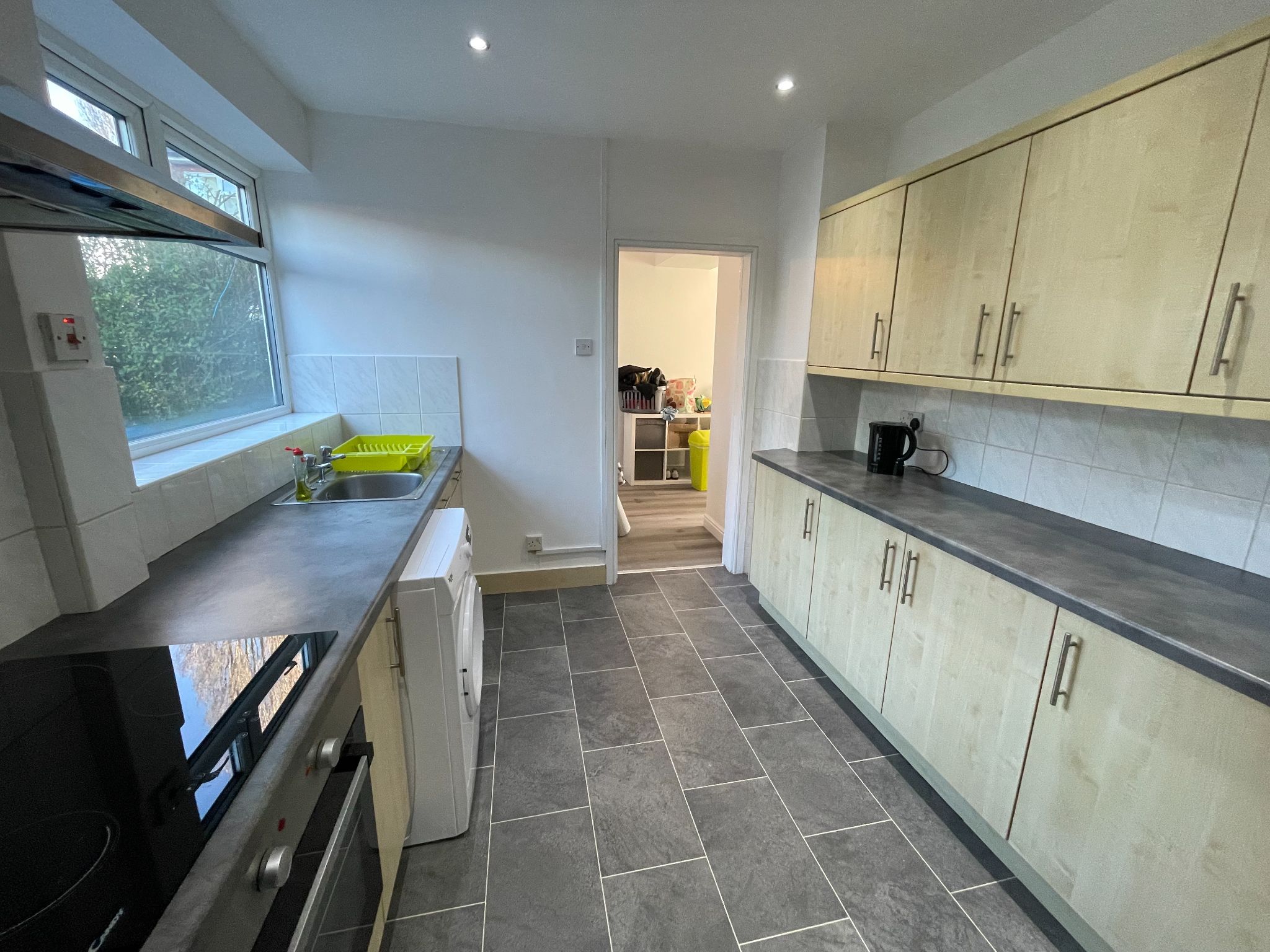 3 bedroom mid terraced house SSTC in Manchester - Photograph 5.
