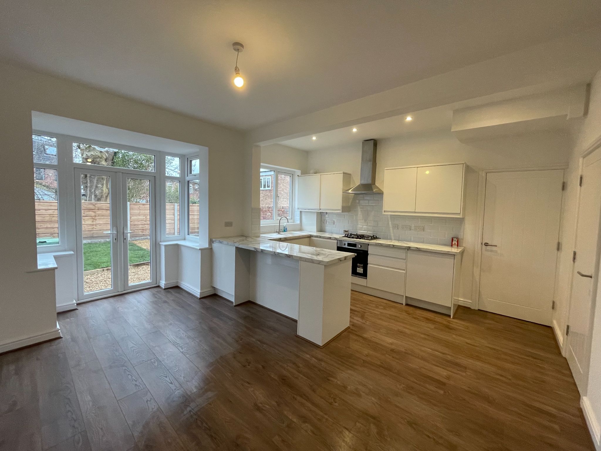 4 bedroom semi-detached house For Sale in Manchester - Photograph 21.