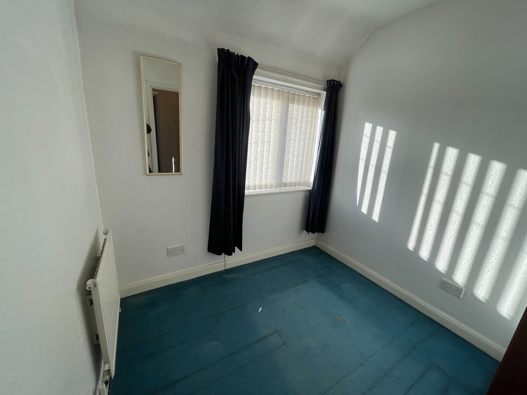 3 bedroom mid terraced house SSTC in Manchester - Photograph 10.