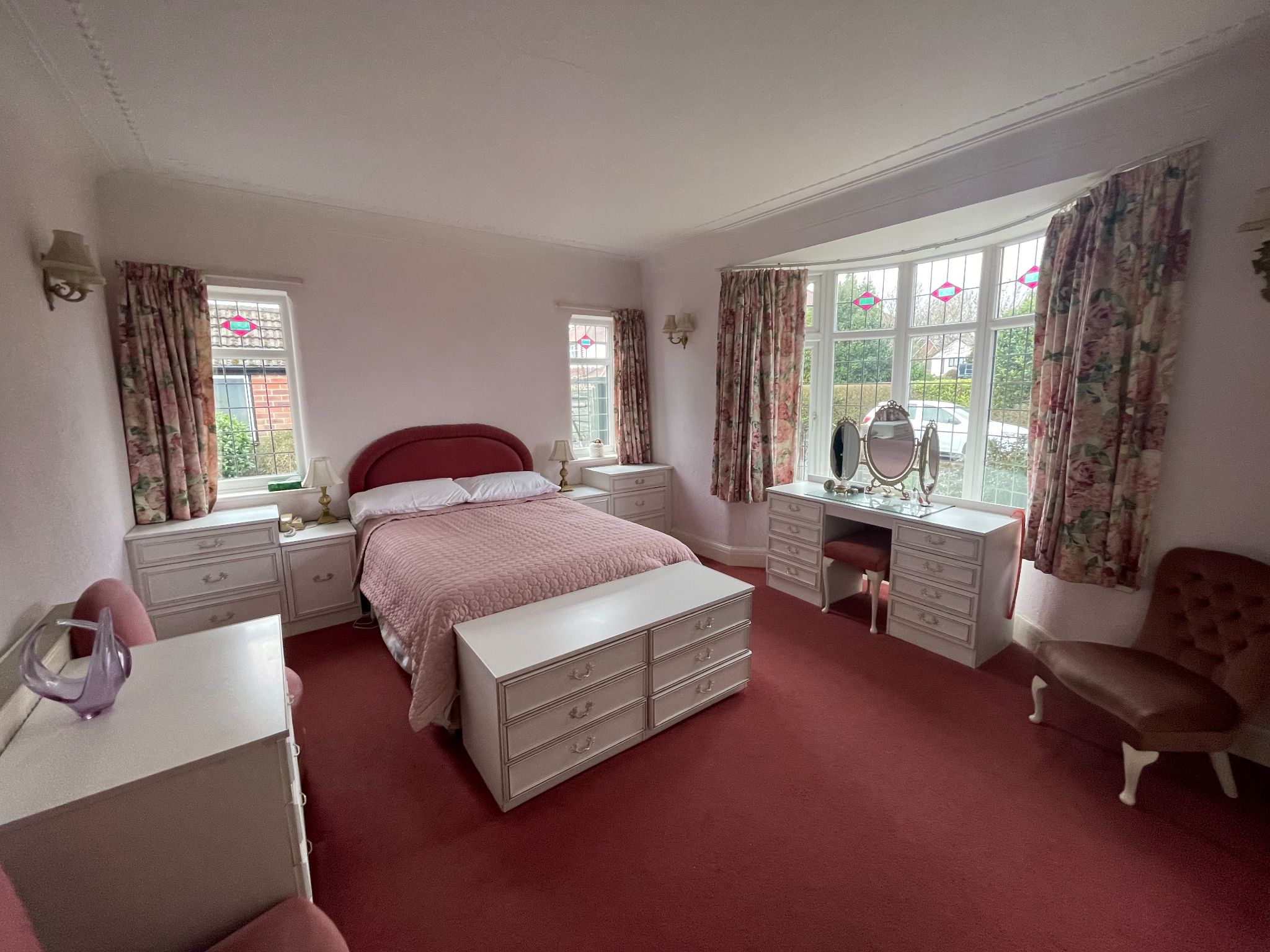 2 bedroom detached bungalow SSTC in Cheadle - Photograph 10.