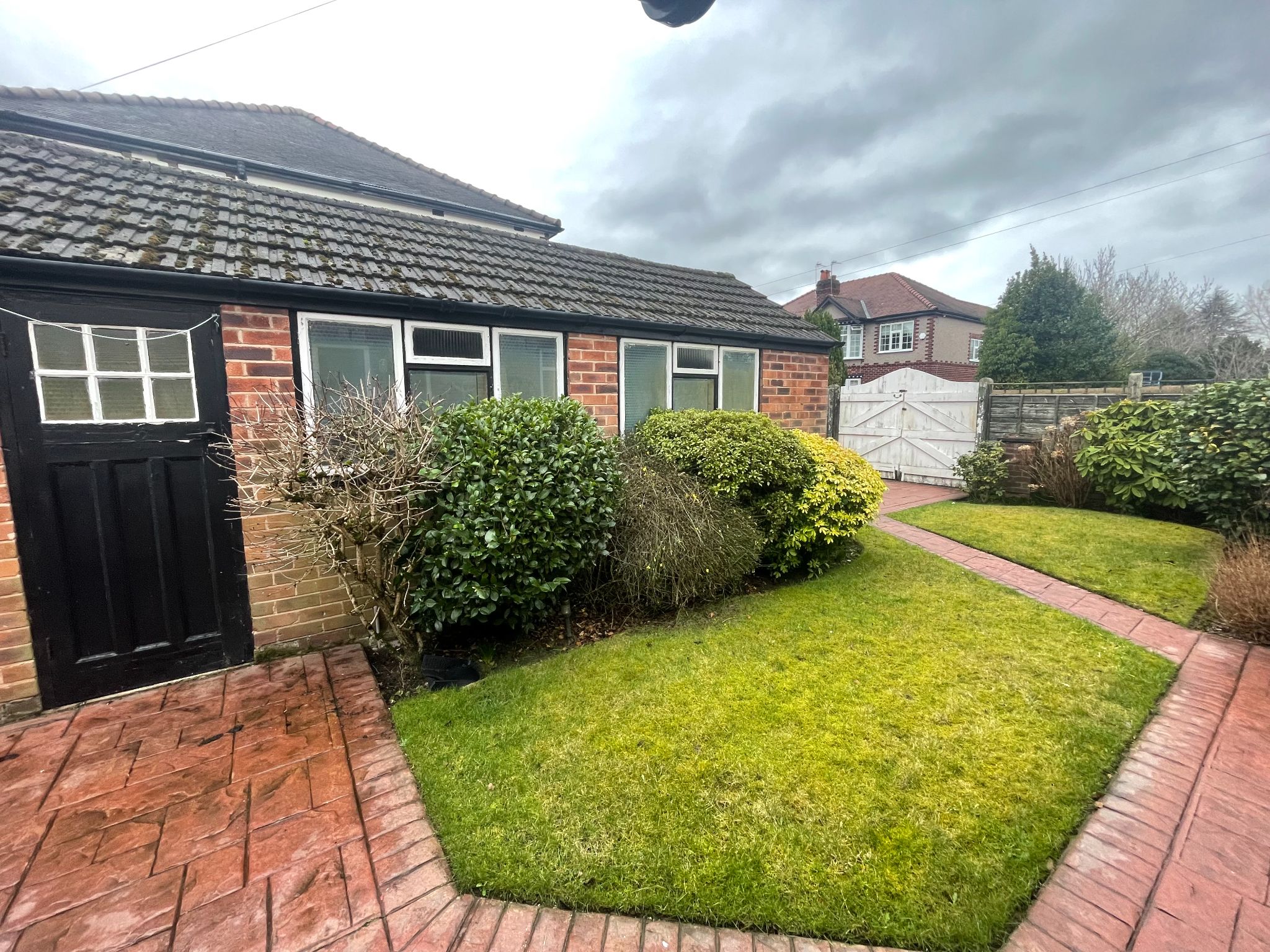 2 bedroom detached bungalow SSTC in Cheadle - Photograph 21.