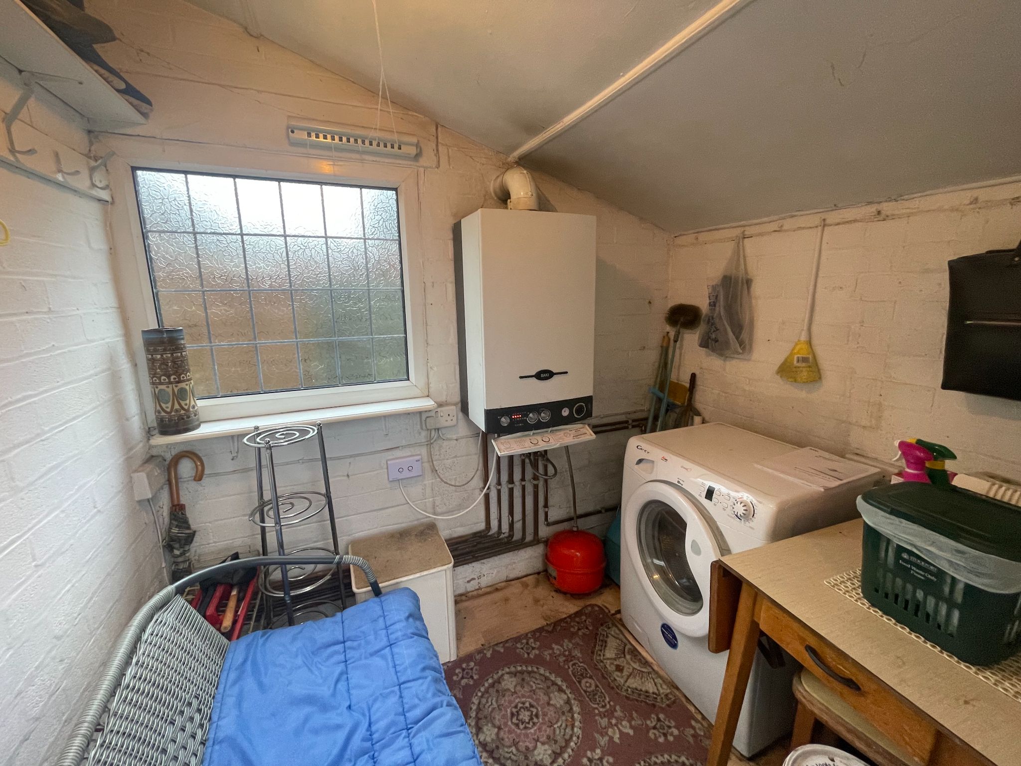 2 bedroom detached bungalow SSTC in Cheadle - Photograph 16.