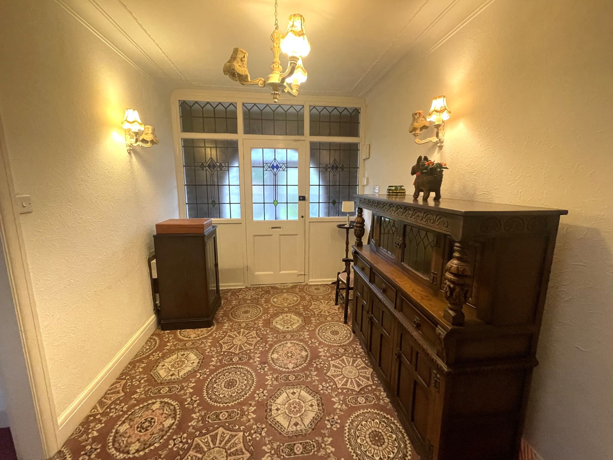 2 bedroom detached bungalow SSTC in Cheadle - Photograph 3.