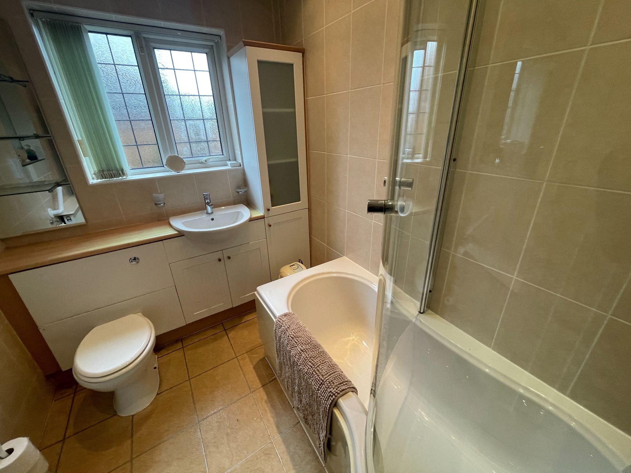 2 bedroom detached bungalow SSTC in Cheadle - Photograph 15.