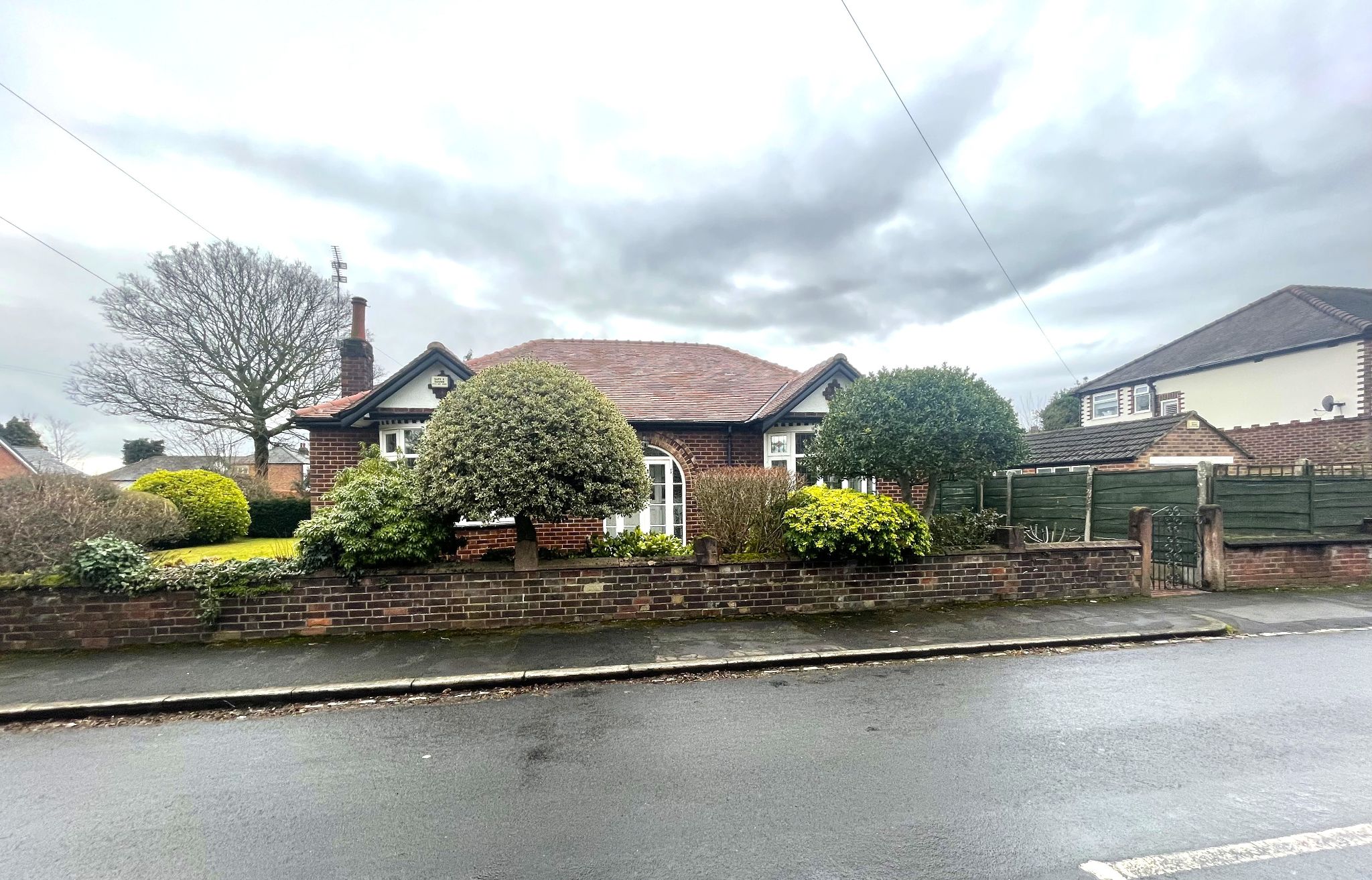 2 bedroom detached bungalow SSTC in Cheadle - Photograph 22.