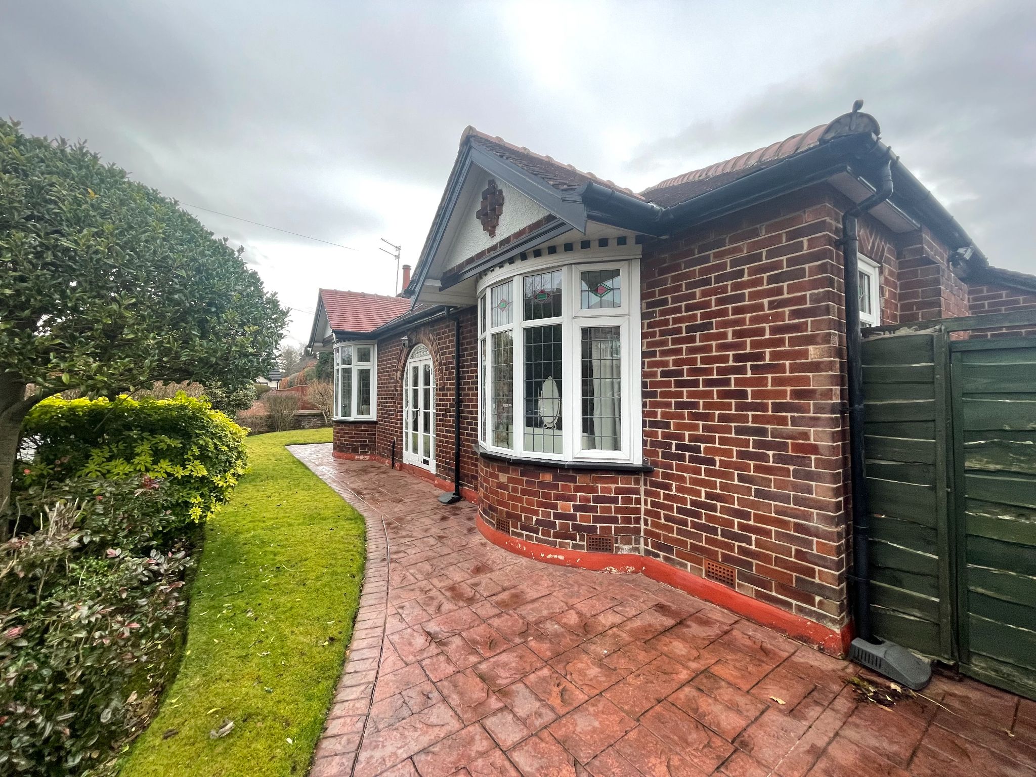 2 bedroom detached bungalow SSTC in Cheadle - Photograph 1.