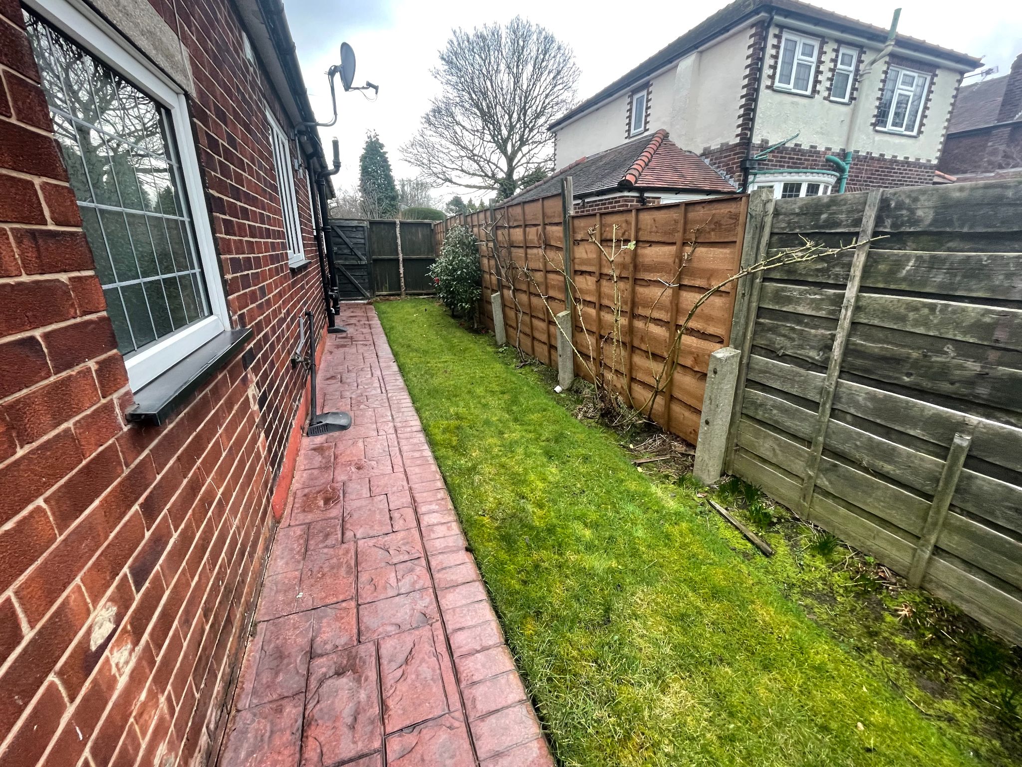 2 bedroom detached bungalow SSTC in Cheadle - Photograph 18.