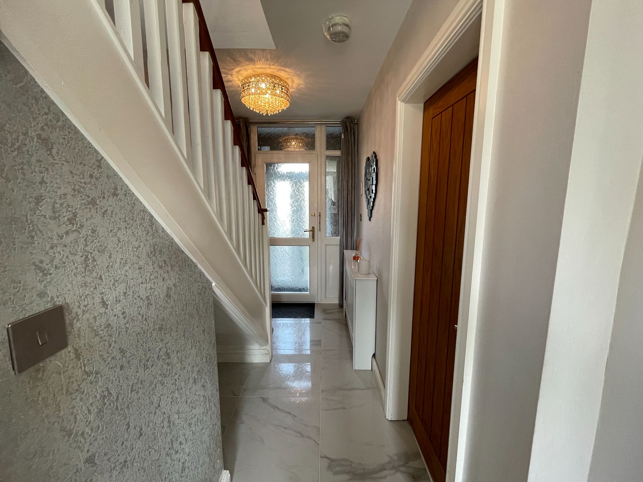 3 bedroom semi-detached house For Sale in Manchester - Photograph 3.