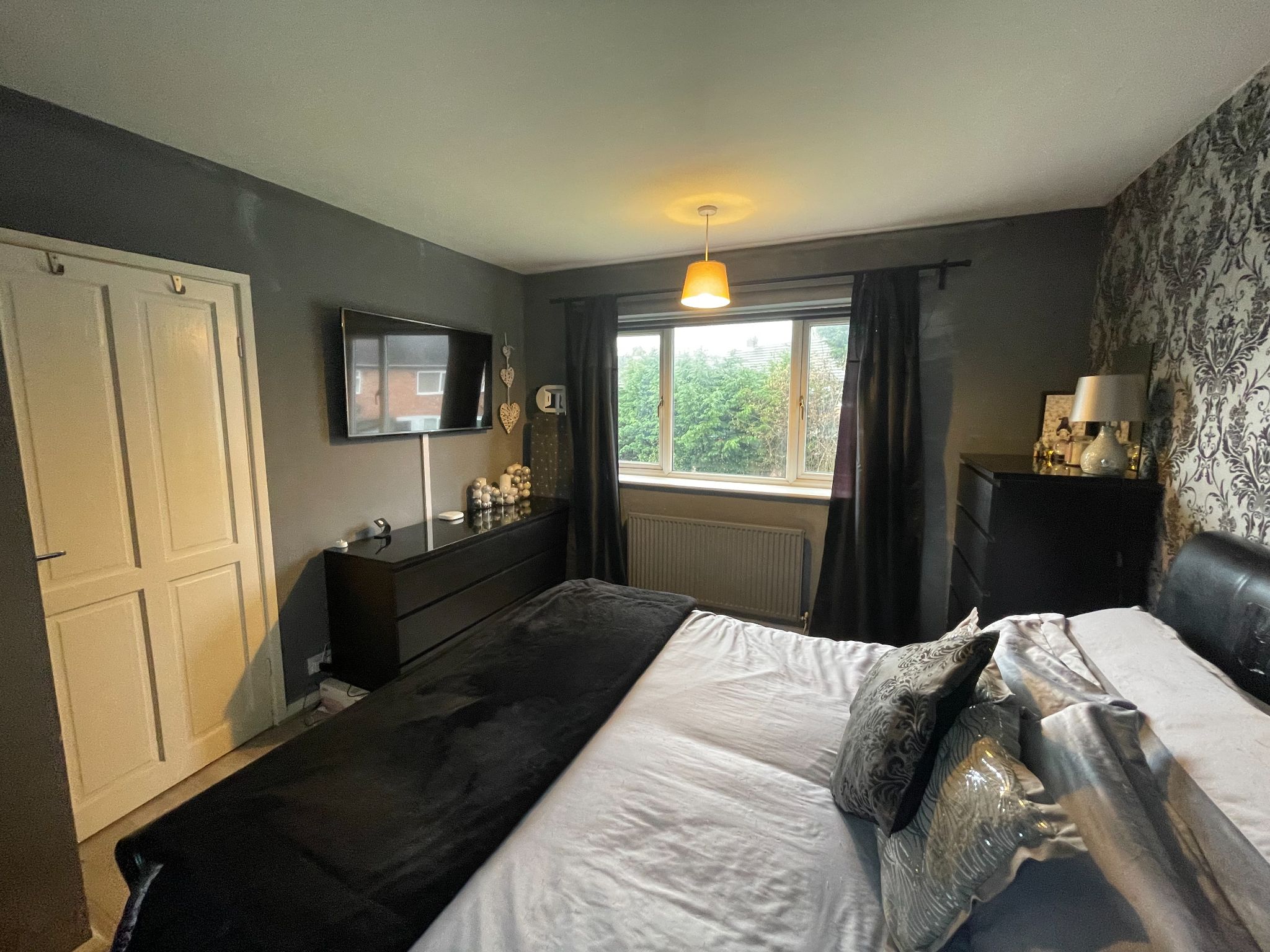 4 bedroom semi-detached house SSTC in Manchester - Photograph 7.
