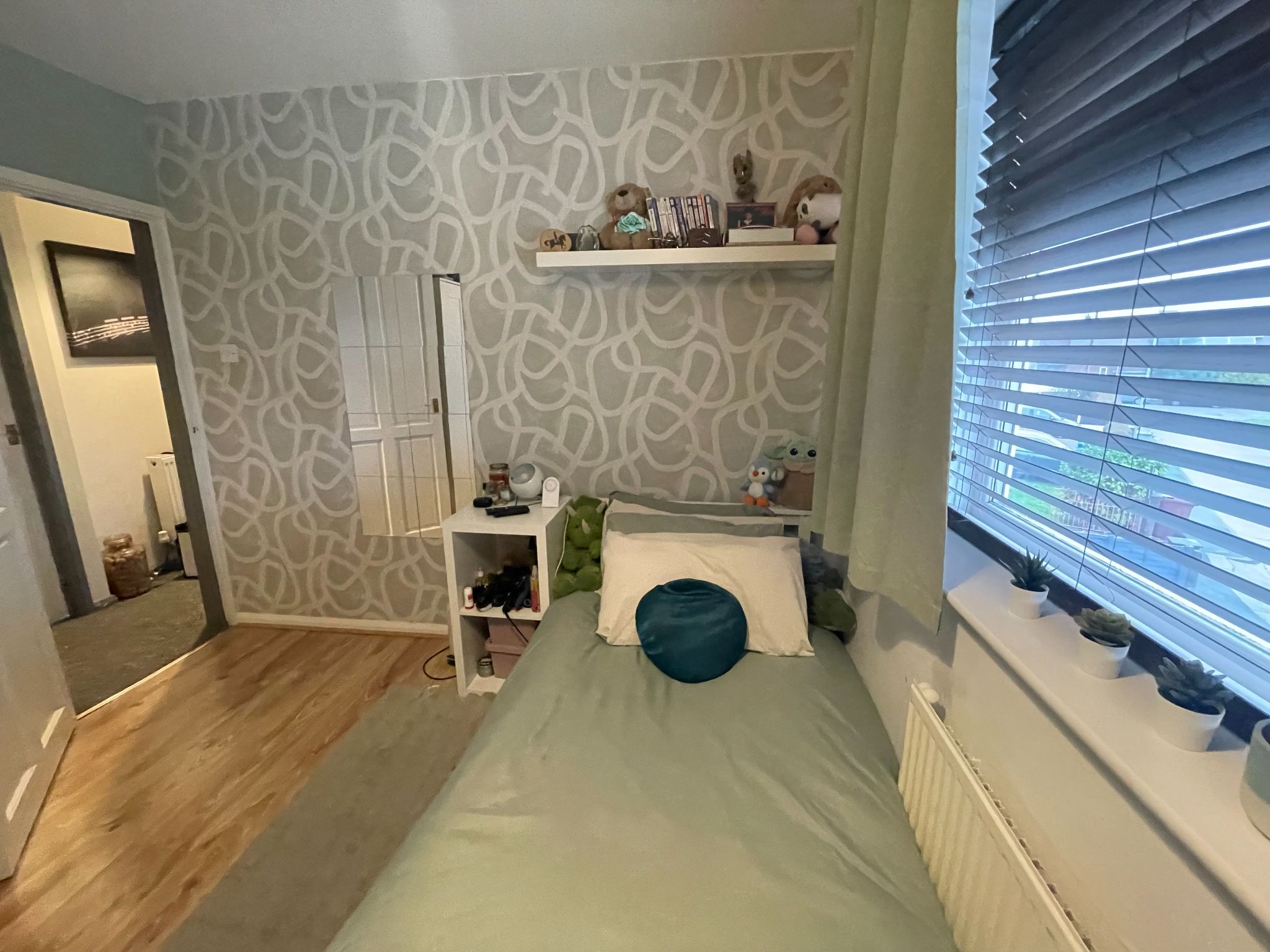 4 bedroom semi-detached house SSTC in Manchester - Photograph 12.