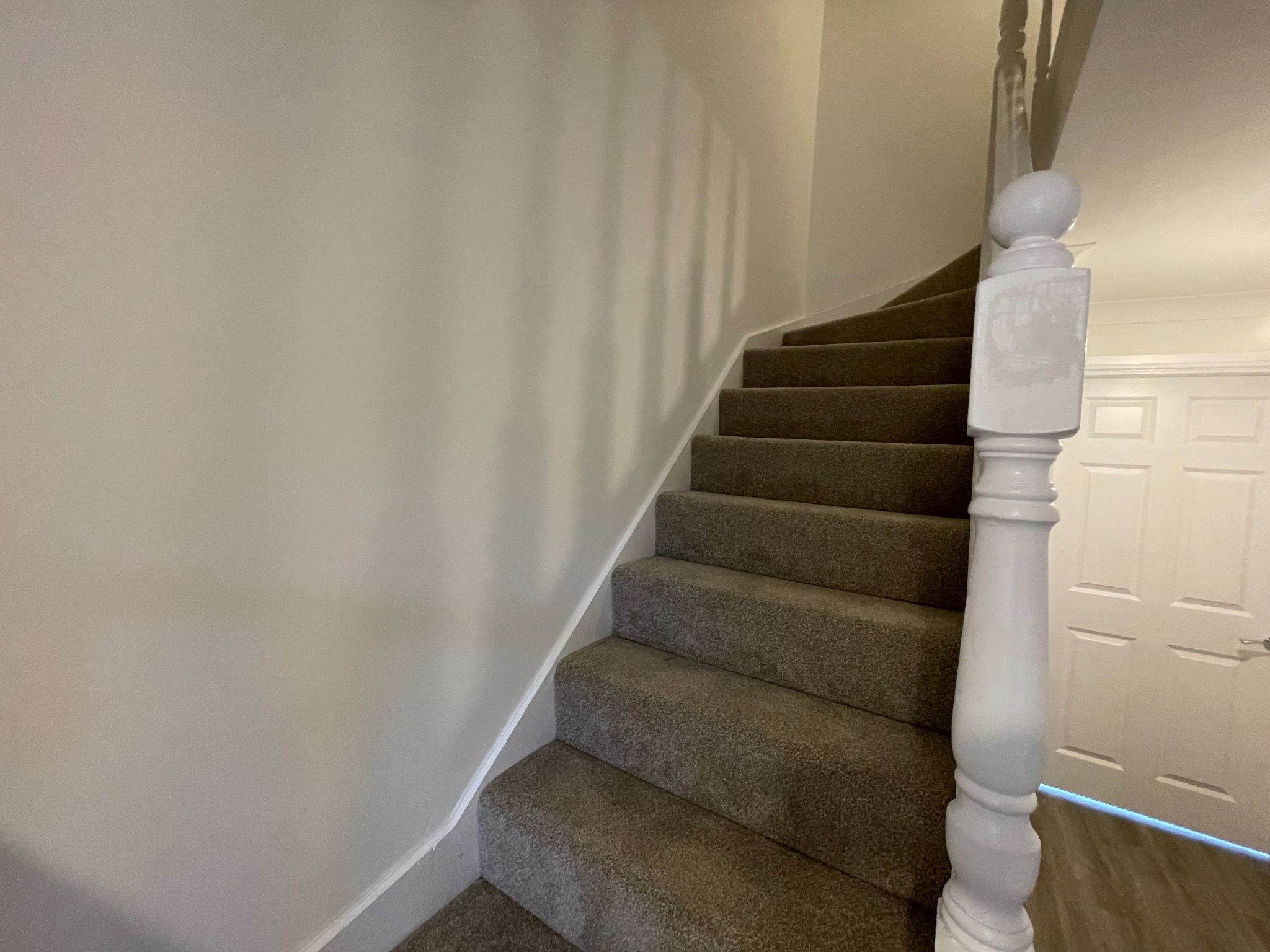 4 bedroom town house SSTC in Manchester - Photograph 10.