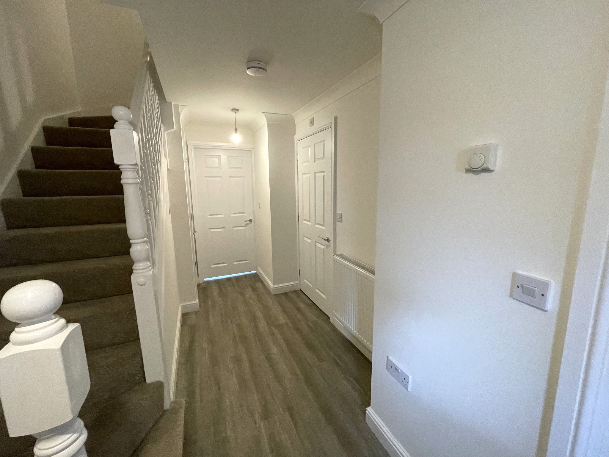 4 bedroom town house SSTC in Manchester - Photograph 8.