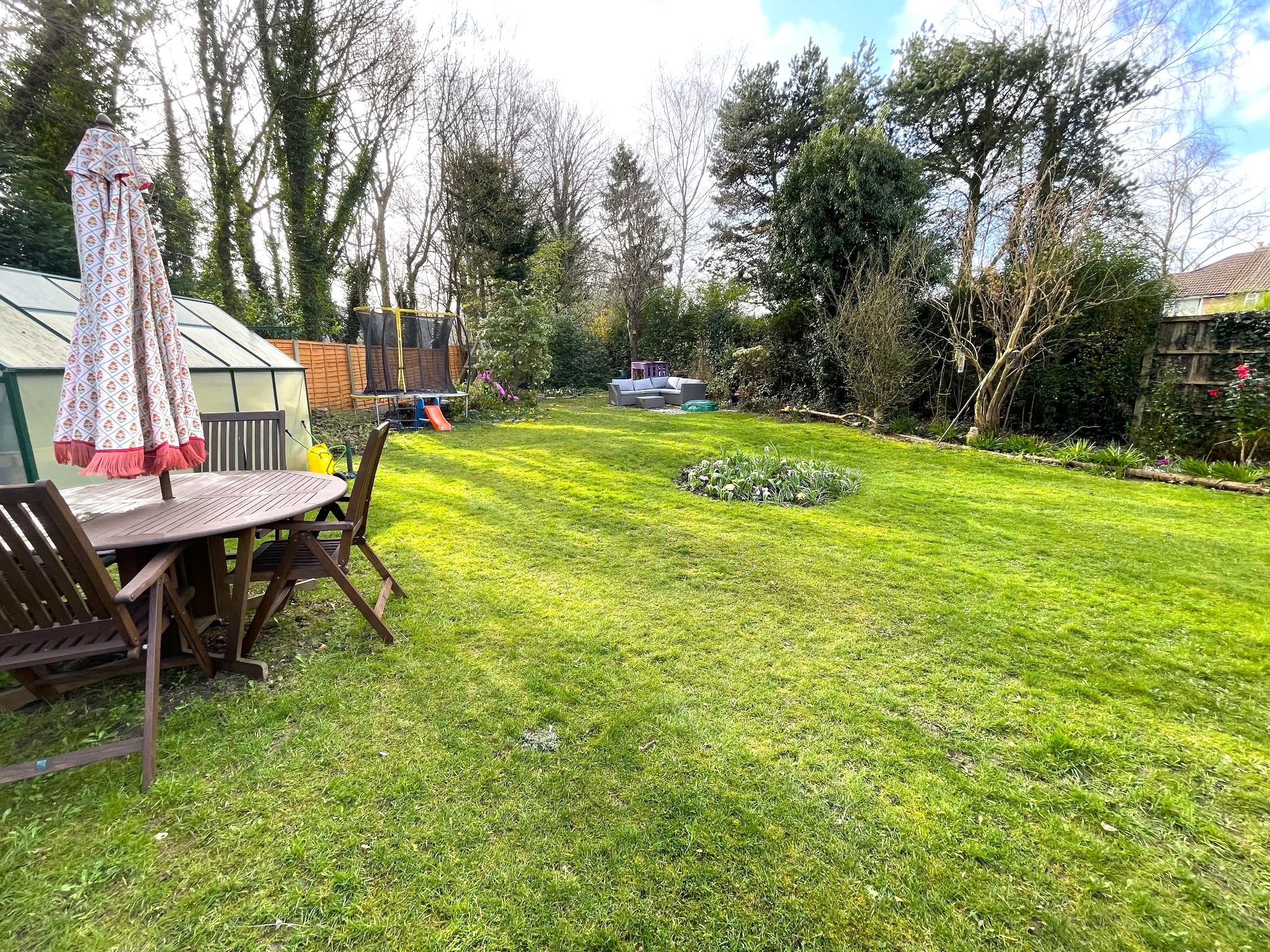 3 bedroom semi-detached house Sale Agreed in Manchester - Photograph 21.