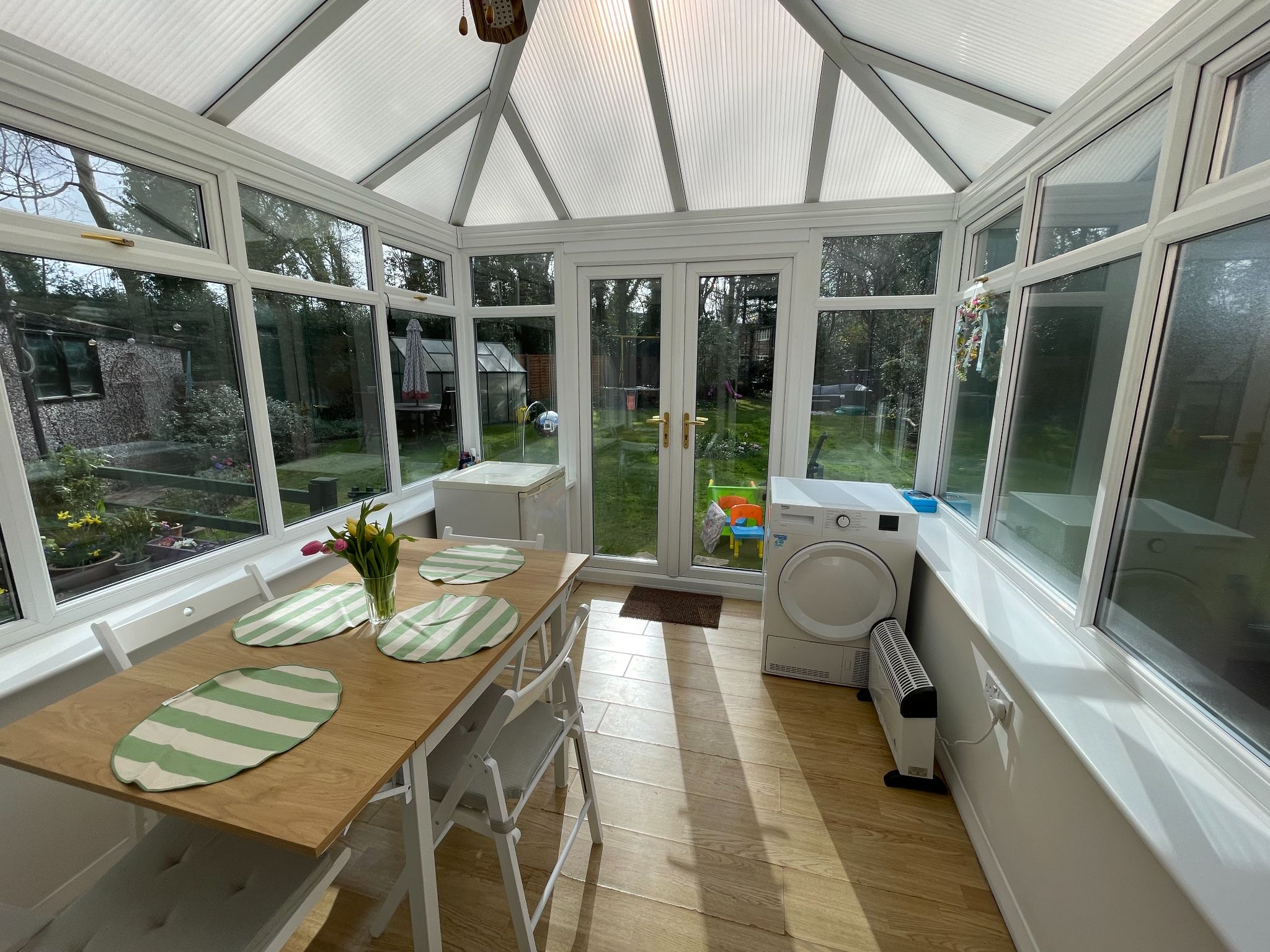 3 bedroom semi-detached house Sale Agreed in Manchester - Photograph 11.