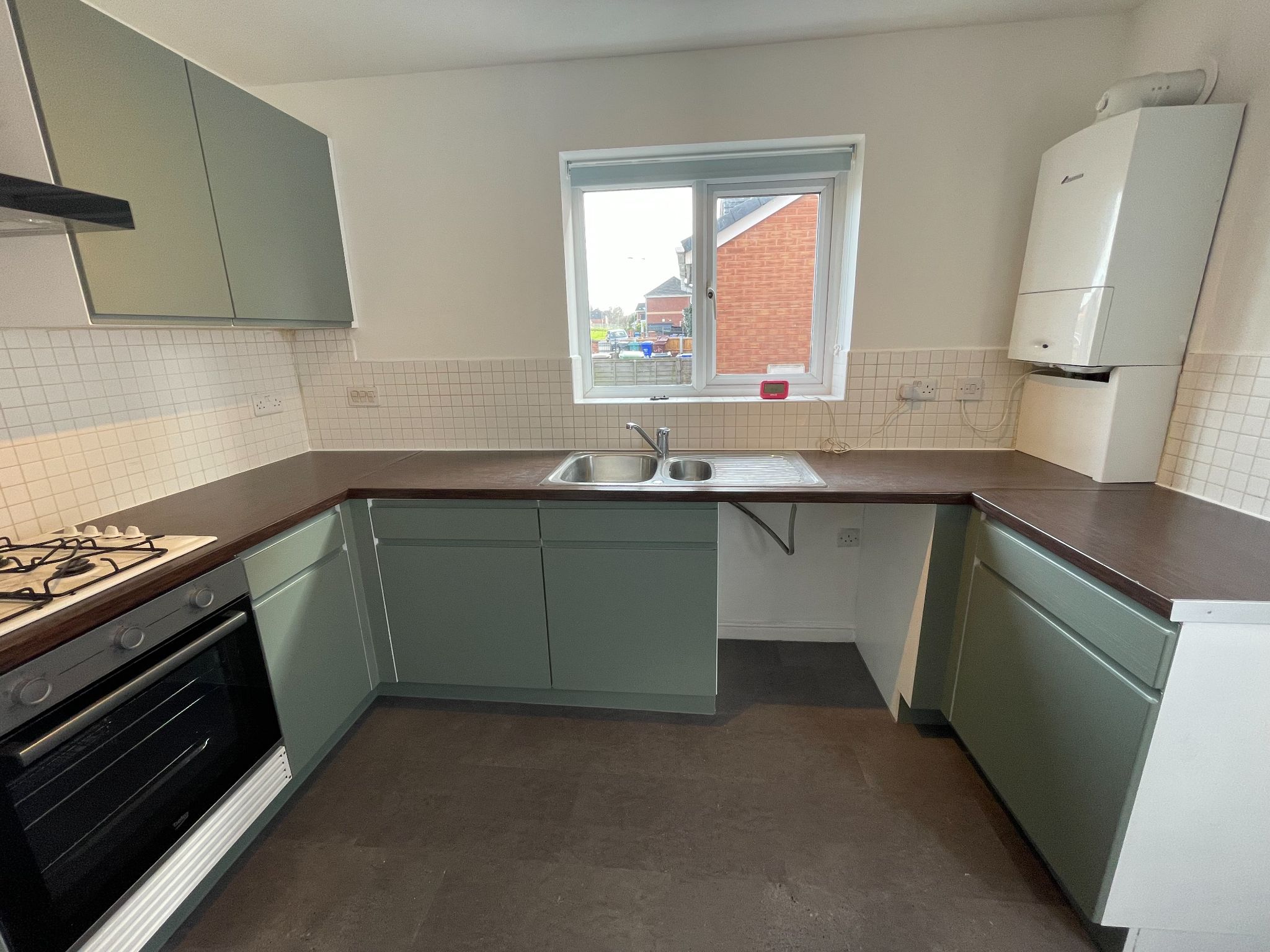 2 bedroom semi-detached house SSTC in Manchester - Photograph 4.