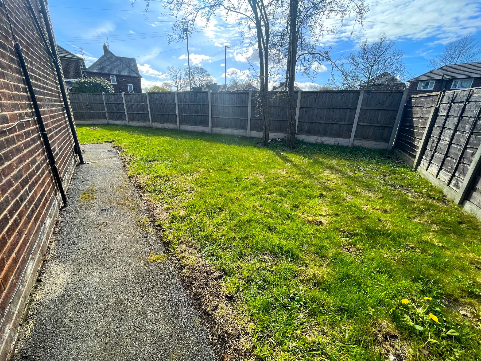 3 bedroom end terraced house Sale Agreed in Manchester - Photograph 19.