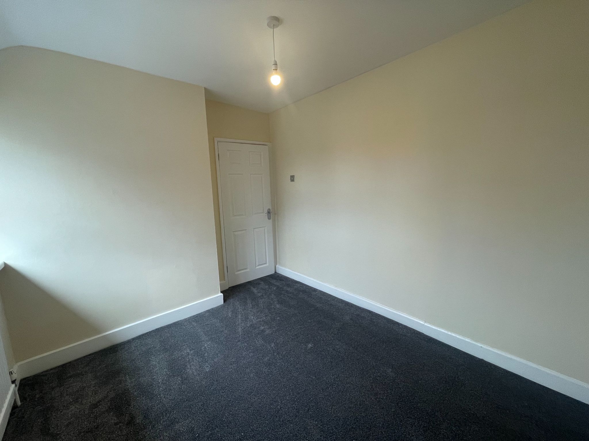 3 bedroom end terraced house Sale Agreed in Manchester - Photograph 13.