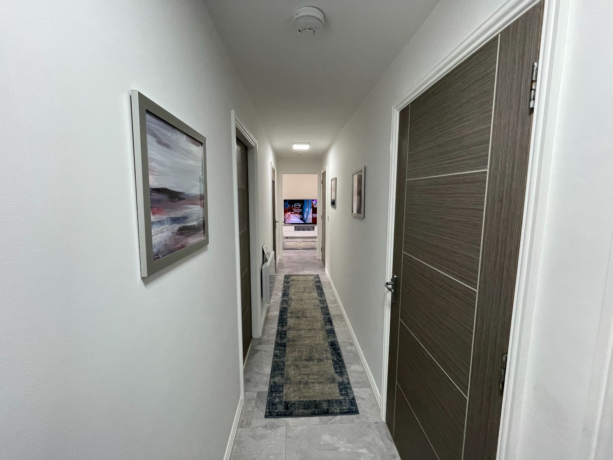 2 bedroom penthouse flat/apartment For Sale in Manchester - Photograph 2.