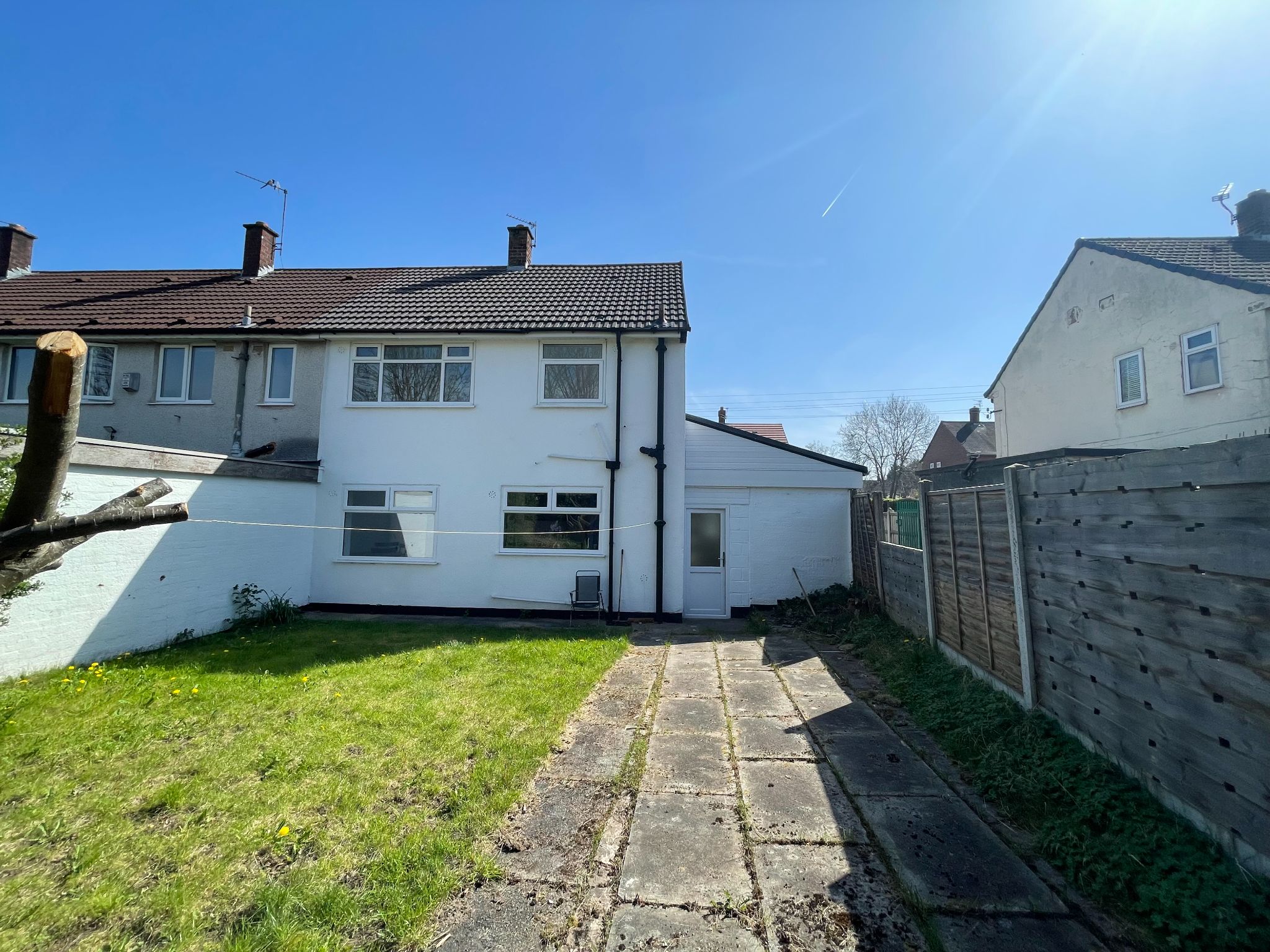 3 bedroom end terraced house For Sale in Manchester - Photograph 20.