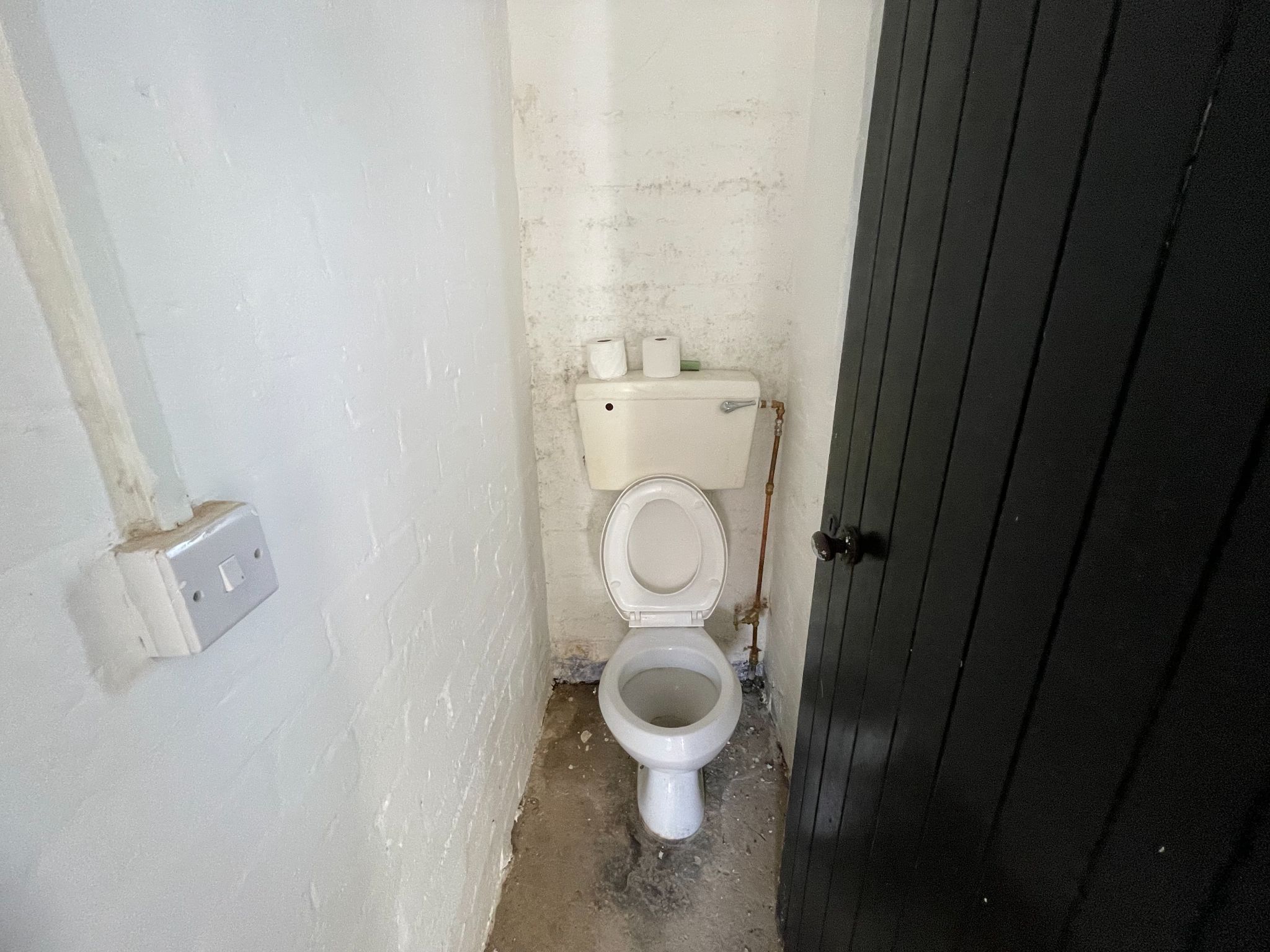 3 bedroom end terraced house For Sale in Manchester - Photograph 18.