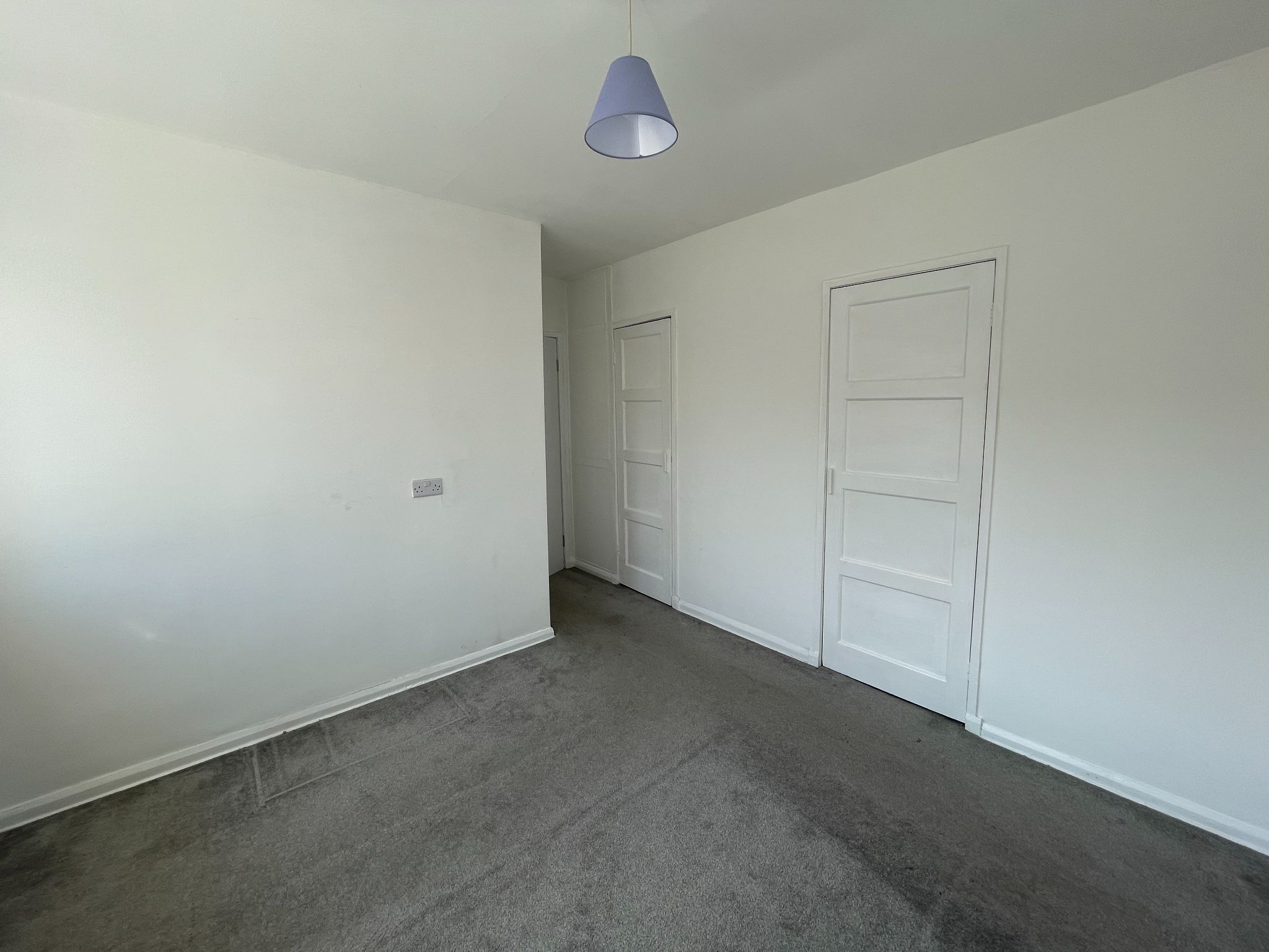 3 bedroom end terraced house For Sale in Manchester - Photograph 10.